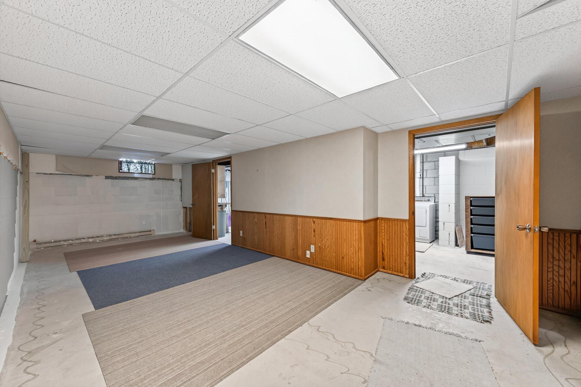 View of Residential at 3016 Lakewood Drive, Maplewood MN 55109, Maplewood (28 of 36) - Mike Wilen | Minnesota Team Real Estate