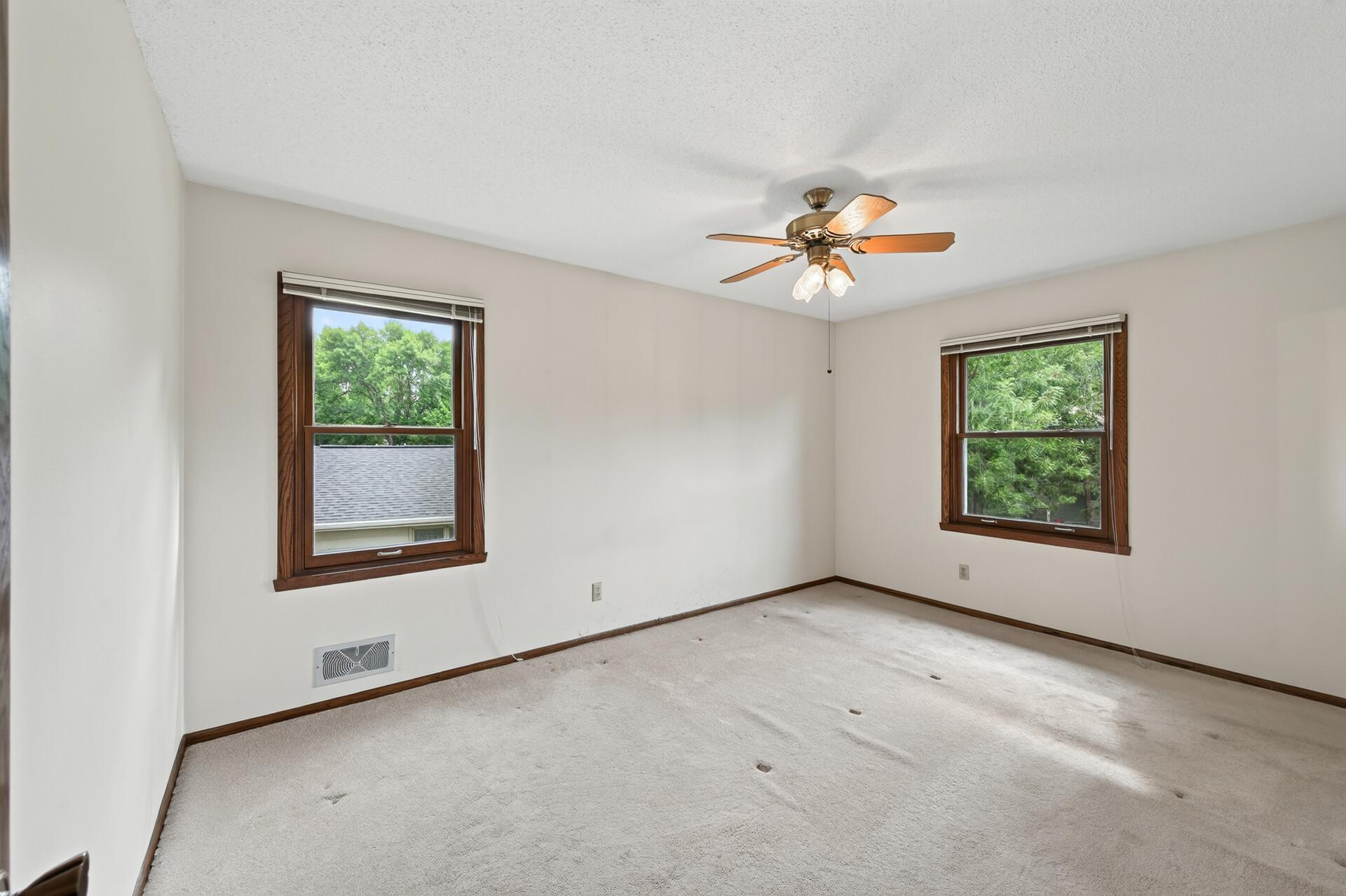 View of Residential at 3016 Lakewood Drive, Maplewood MN 55109, Maplewood (22 of 36) - Mike Wilen | Minnesota Team Real Estate