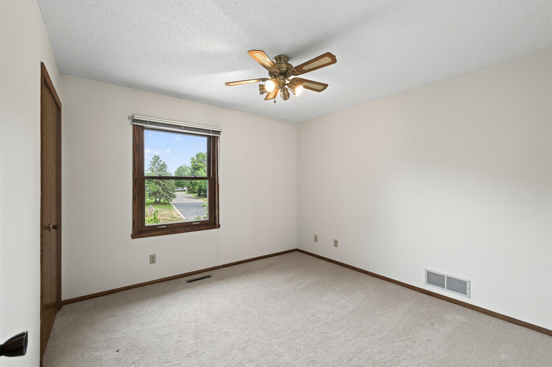 View of Residential at 3016 Lakewood Drive, Maplewood MN 55109, Maplewood (18 of 36) - Mike Wilen | Minnesota Team Real Estate