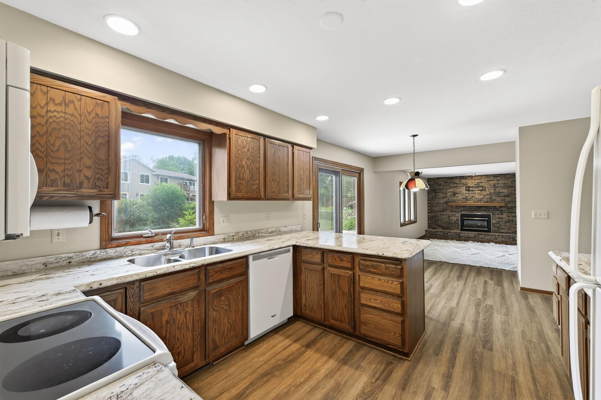View of Residential at 3016 Lakewood Drive, Maplewood MN 55109, Maplewood (9 of 36) - Mike Wilen | Minnesota Team Real Estate