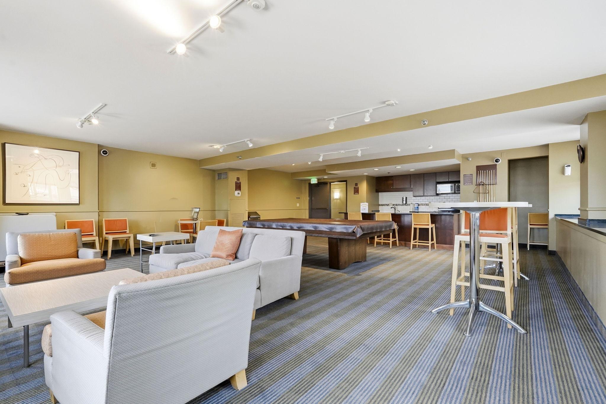 View of Residential at 401 1st Street #203, Minneapolis MN 55401, Minneapolis (34 of 54) - Mike Wilen | Minnesota Team Real Estate