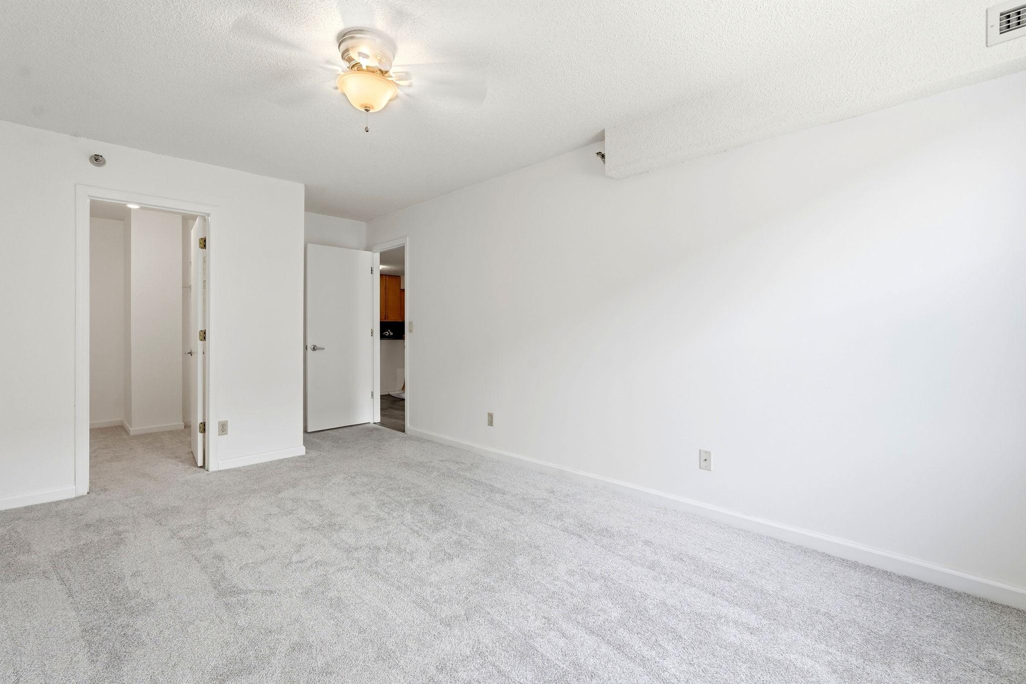 View of Residential at 401 1st Street #203, Minneapolis MN 55401, Minneapolis (10 of 54) - Mike Wilen | Minnesota Team Real Estate