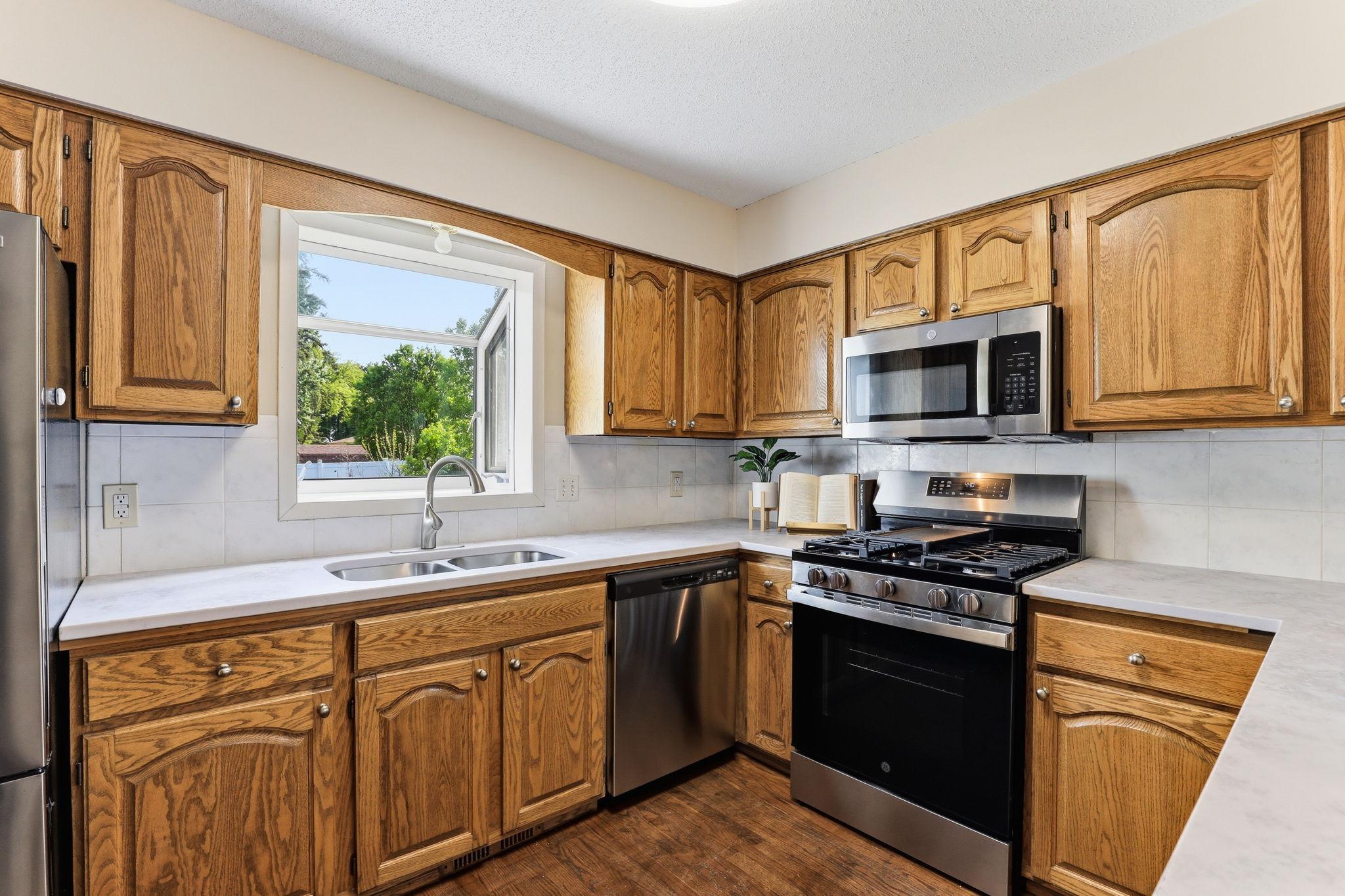 View of Residential at 5120 148th Path, Apple Valley MN 55124, Apple Valley (10 of 32) - Mike Wilen | Minnesota Team Real Estate