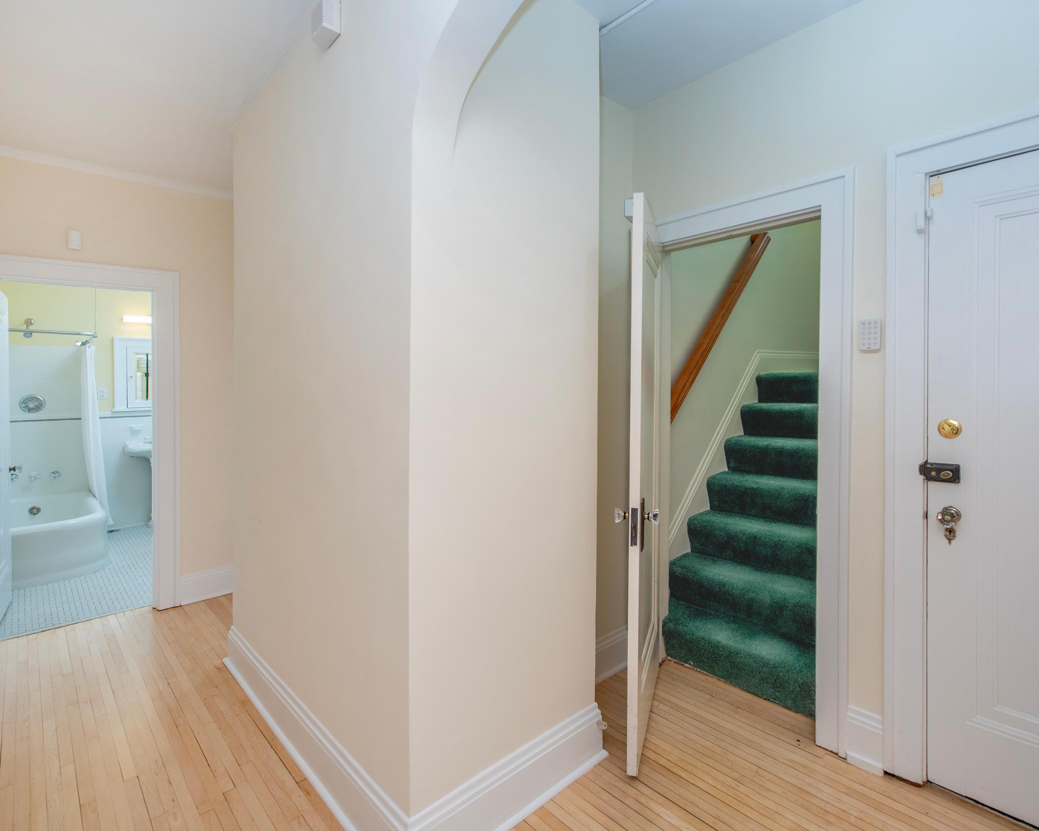 View of Residential at 1917 Summit Avenue #2, Saint Paul MN 55105, Saint Paul (33 of 69) - Mike Wilen | Minnesota Team Real Estate