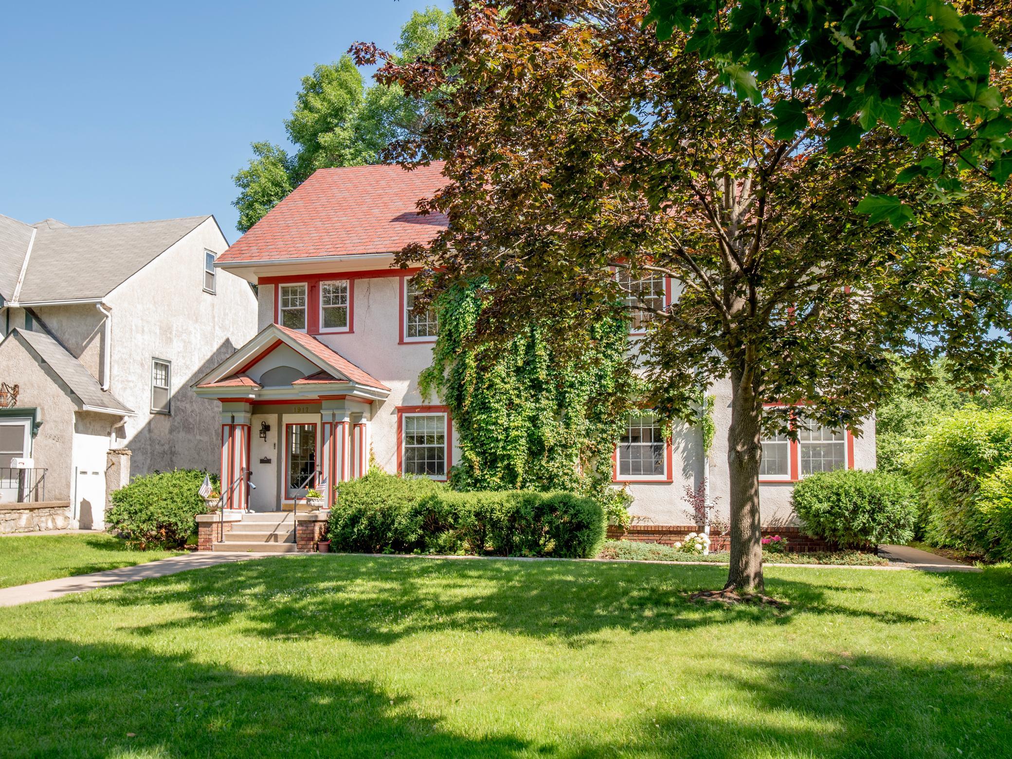 View of Residential at 1917 Summit Avenue #2, Saint Paul MN 55105, Saint Paul (5 of 69) - Mike Wilen | Minnesota Team Real Estate