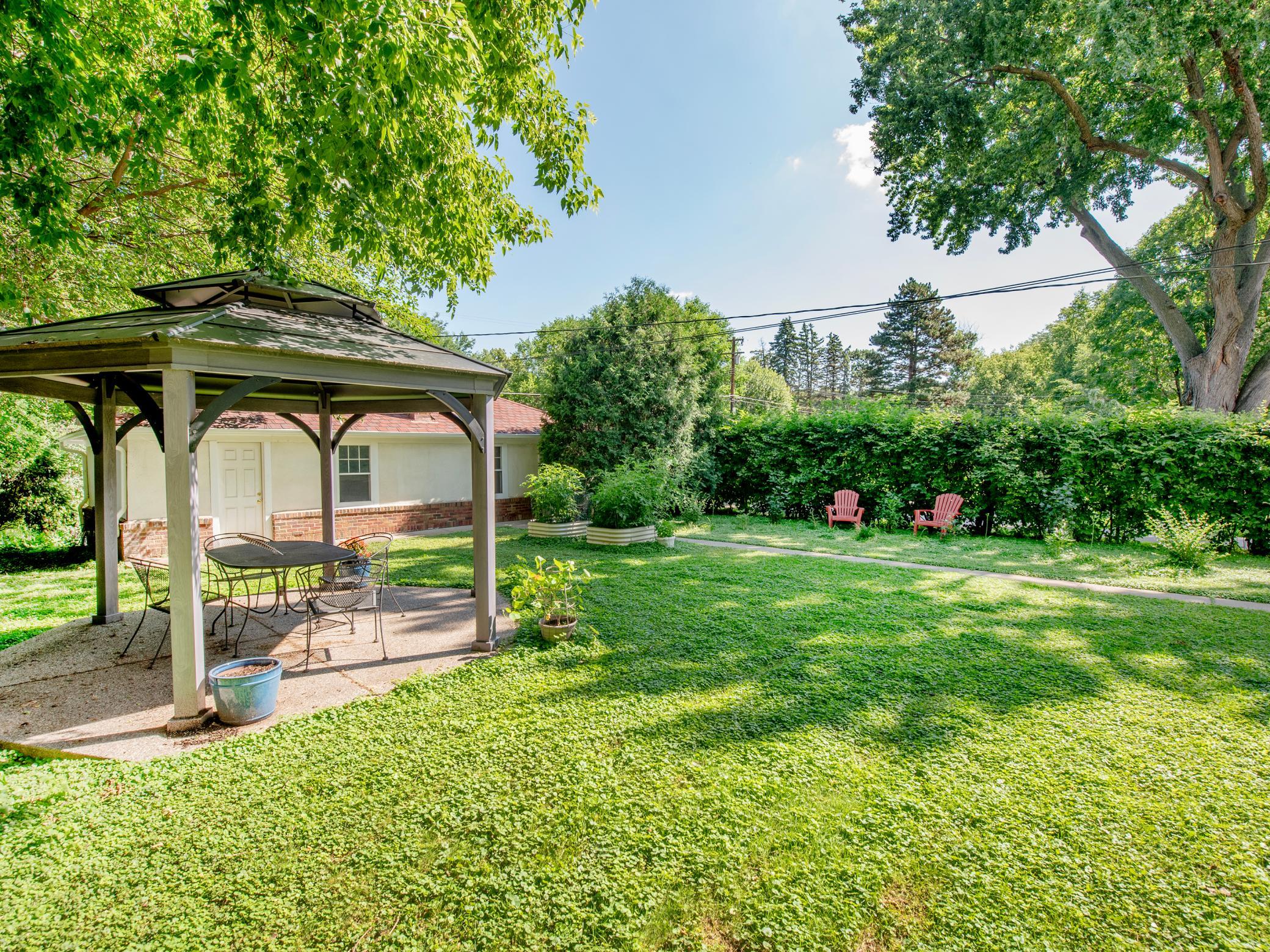 View of Residential at 1917 Summit Avenue #2, Saint Paul MN 55105, Saint Paul (67 of 69) - Mike Wilen | Minnesota Team Real Estate