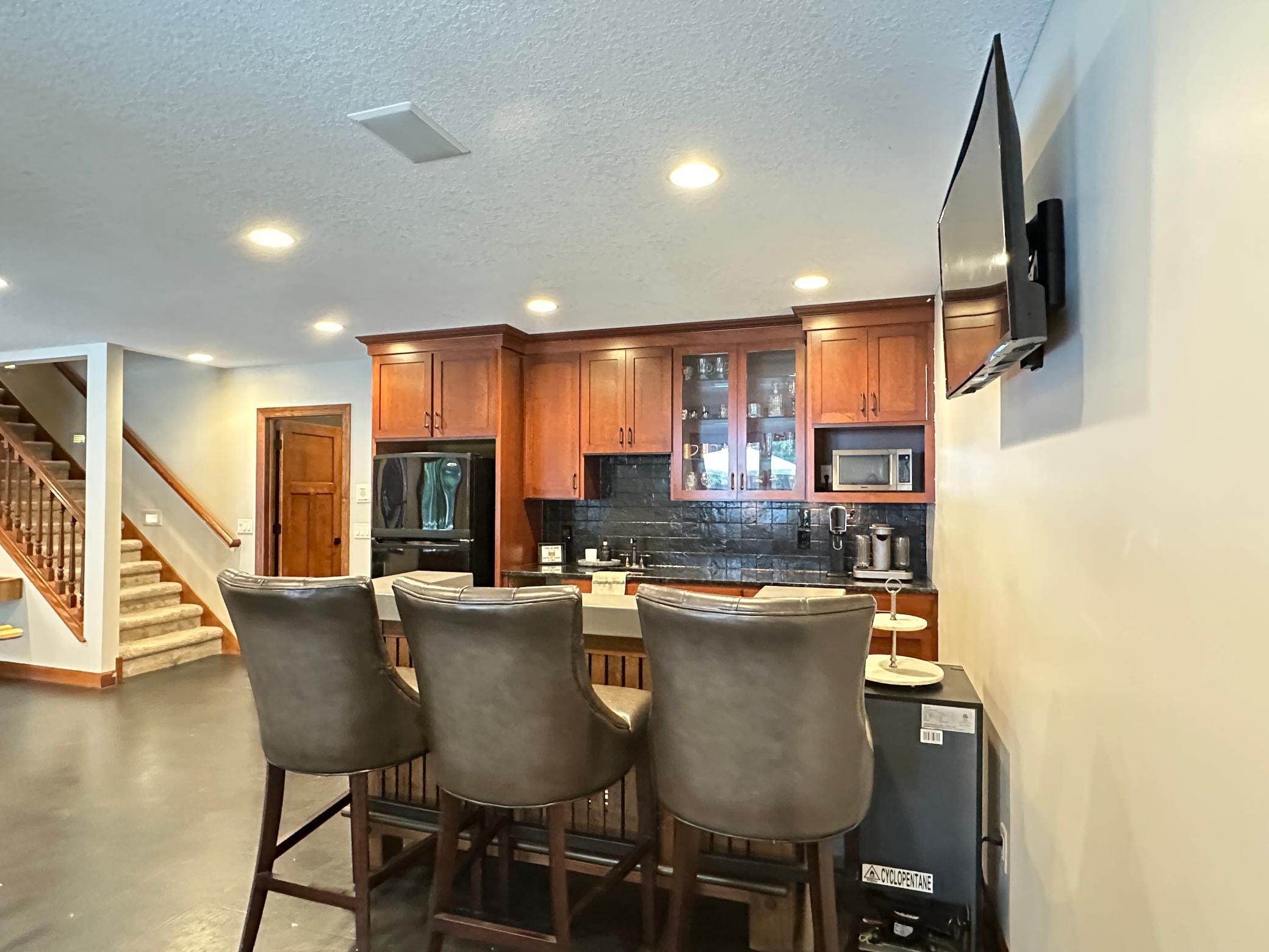 View of Residential at 401 Rolling Hills Drive, Mound MN 55364, Mound (53 of 93) - Mike Wilen | Minnesota Team Real Estate