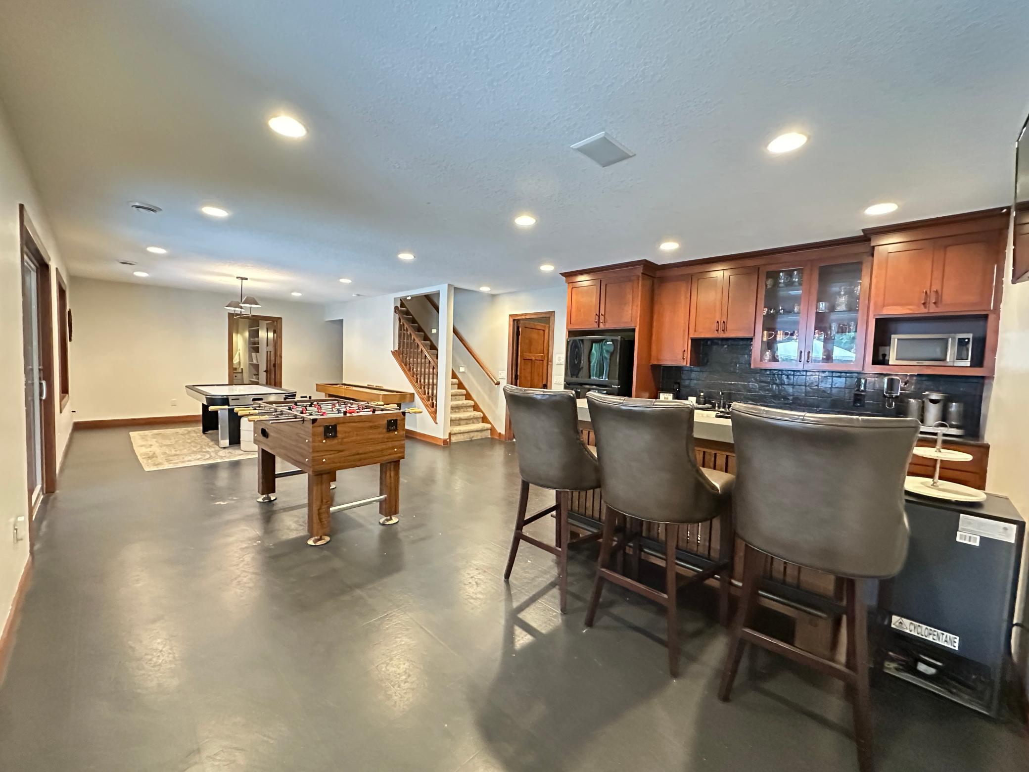 View of Residential at 401 Rolling Hills Drive, Mound MN 55364, Mound (52 of 93) - Mike Wilen | Minnesota Team Real Estate