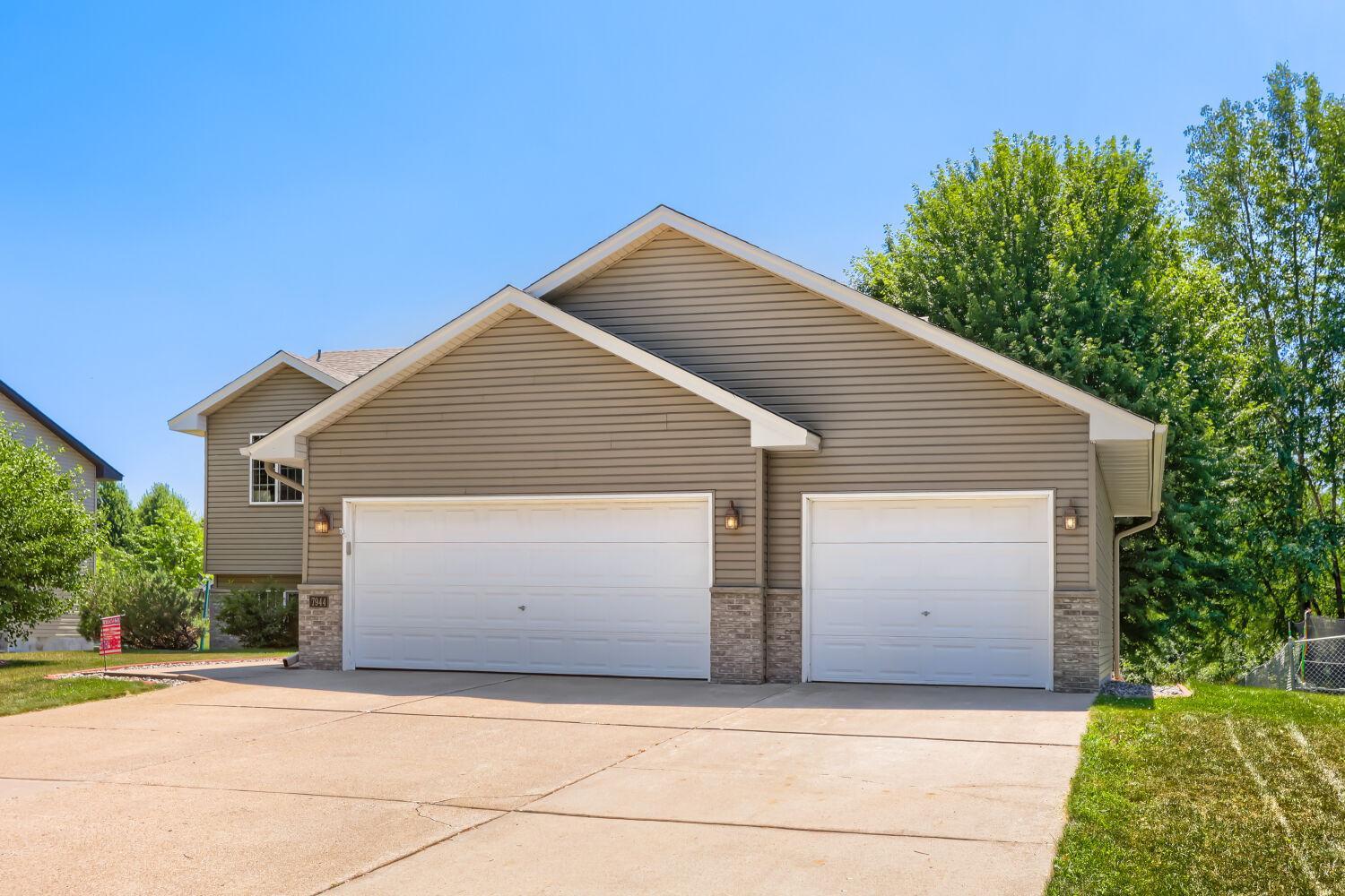 View of Residential at 7944 Highland Drive, Lino Lakes MN 55014, Lino Lakes (23 of 31) - Mike Wilen | Minnesota Team Real Estate
