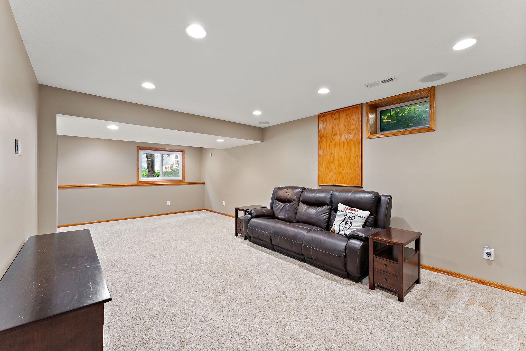 View of Residential at 1946 Lochaven Alcove, Woodbury MN 55125, Woodbury (32 of 46) - Mike Wilen | Minnesota Team Real Estate
