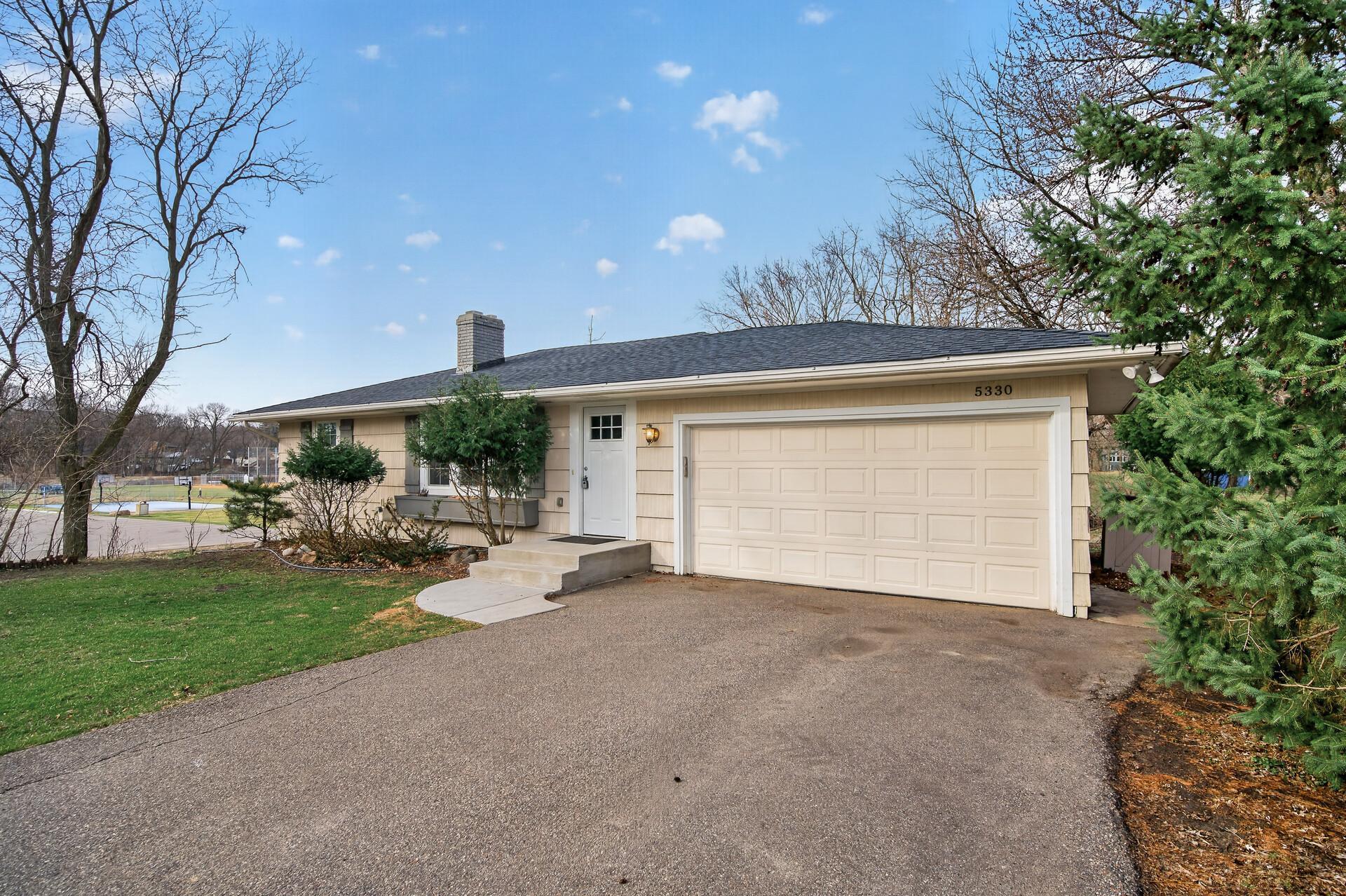 View of Residential at 5330 Manitou Road, Tonka Bay MN 55331, Tonka Bay (48 of 60) - Mike Wilen | Minnesota Team Real Estate
