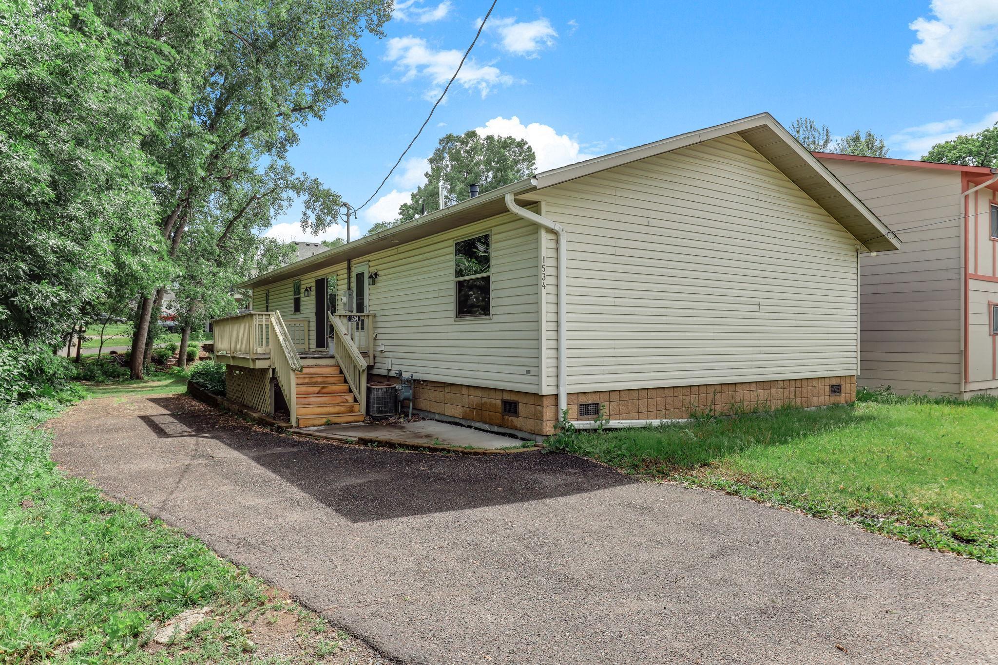 View of Residential at 1534 Larpenteur Avenue, Saint Paul MN 55109, Saint Paul (2 of 33) - Mike Wilen | Minnesota Team Real Estate