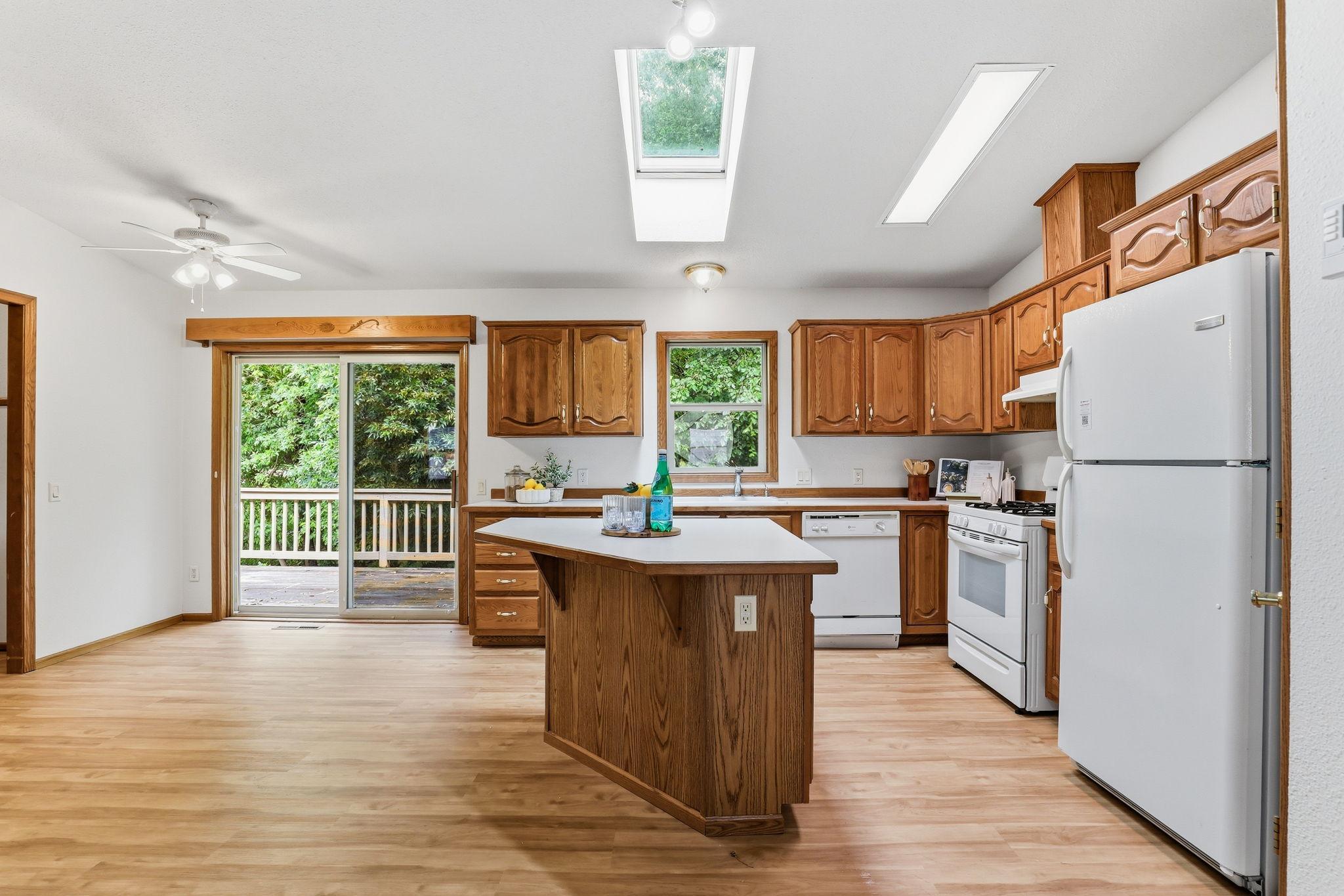 View of Residential at 1534 Larpenteur Avenue, Saint Paul MN 55109, Saint Paul (3 of 33) - Mike Wilen | Minnesota Team Real Estate