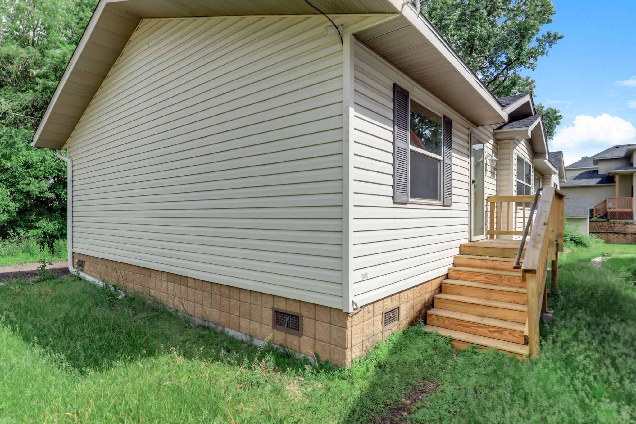 View of Residential at 1534 Larpenteur Avenue, Saint Paul MN 55109, Saint Paul (4 of 33) - Mike Wilen | Minnesota Team Real Estate