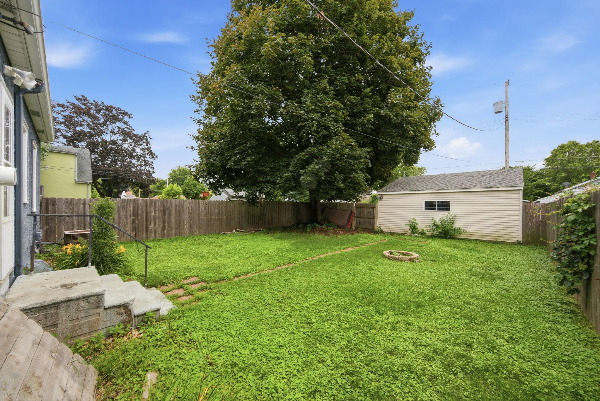 View of Residential at 1828 Bush Avenue, Saint Paul MN 55119, Saint Paul (4 of 19) - Mike Wilen | Minnesota Team Real Estate