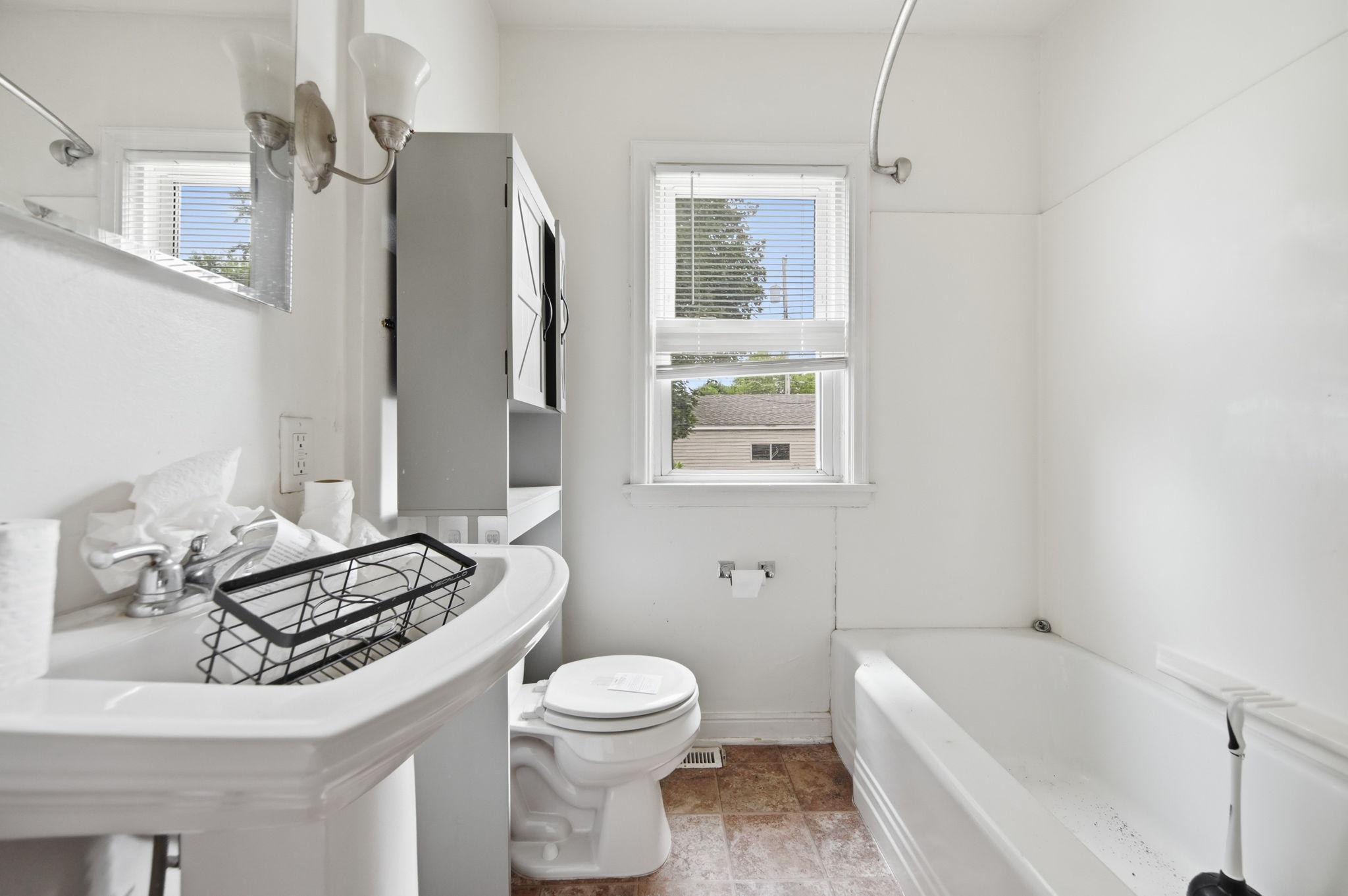 View of Residential at 1828 Bush Avenue, Saint Paul MN 55119, Saint Paul (14 of 19) - Mike Wilen | Minnesota Team Real Estate