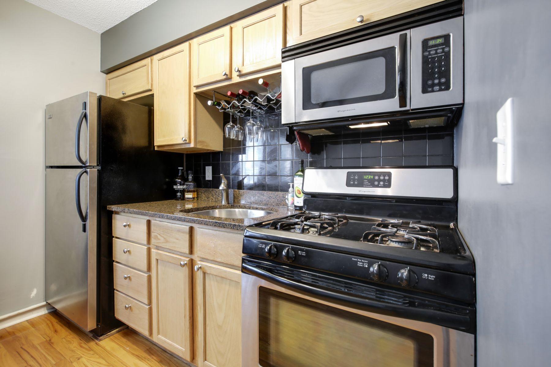 View of Residential at 2639 Colfax Avenue #104, Minneapolis MN 55408, Minneapolis (5 of 22) - Mike Wilen | Minnesota Team Real Estate