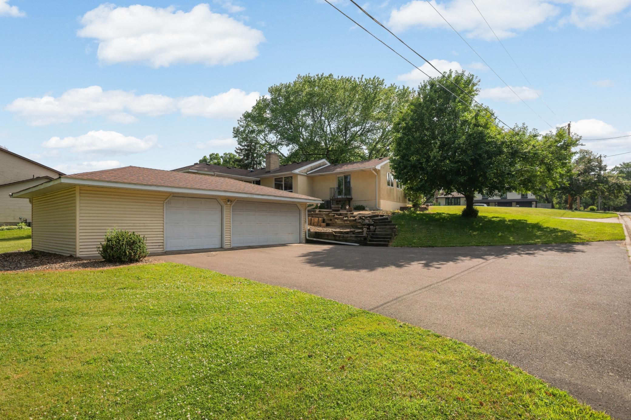 View of Residential at 2878 Meadowlark Lane, Maplewood MN 55109, Maplewood (48 of 52) - Mike Wilen | Minnesota Team Real Estate