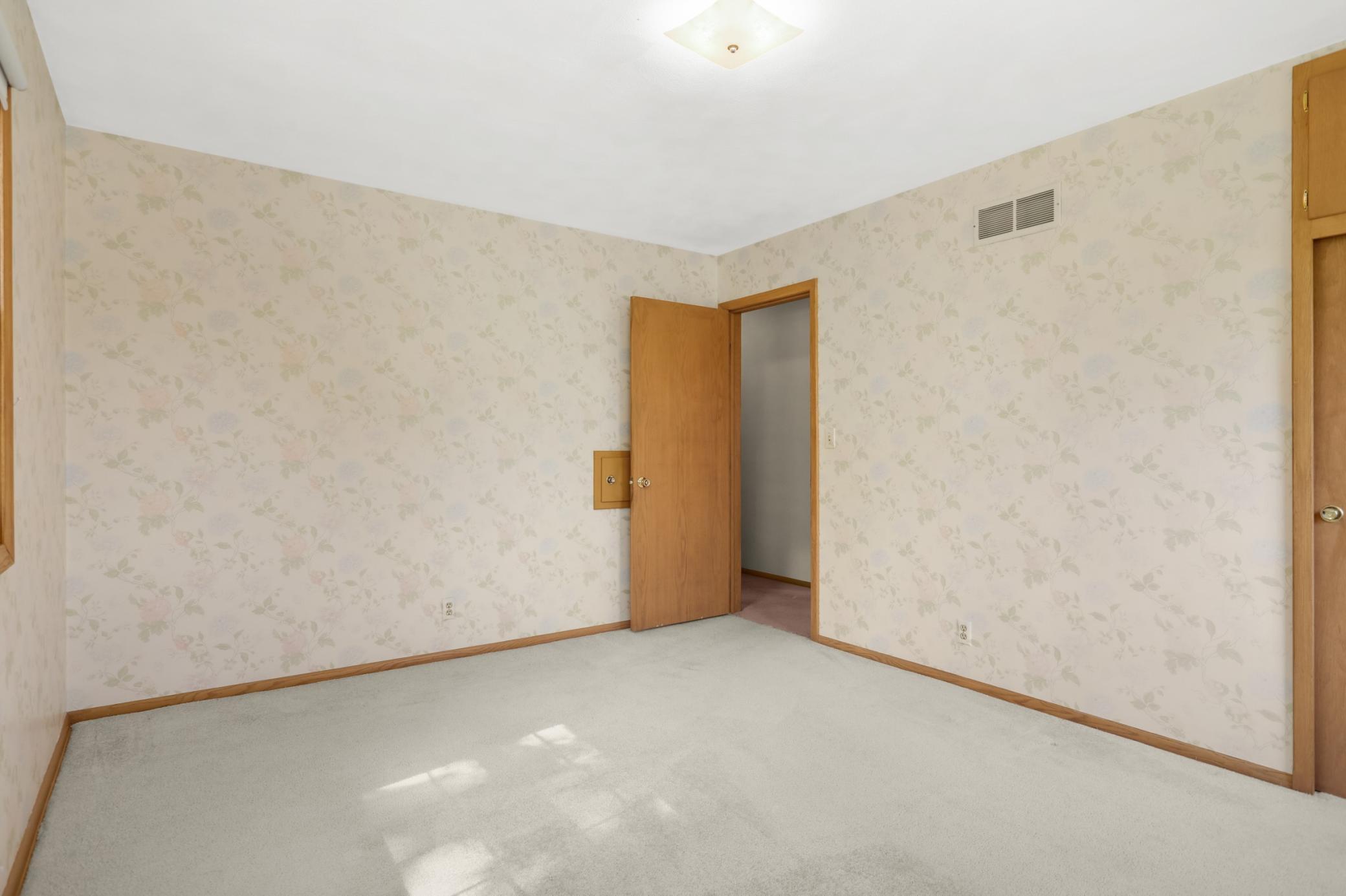 View of Residential at 2878 Meadowlark Lane, Maplewood MN 55109, Maplewood (33 of 52) - Mike Wilen | Minnesota Team Real Estate