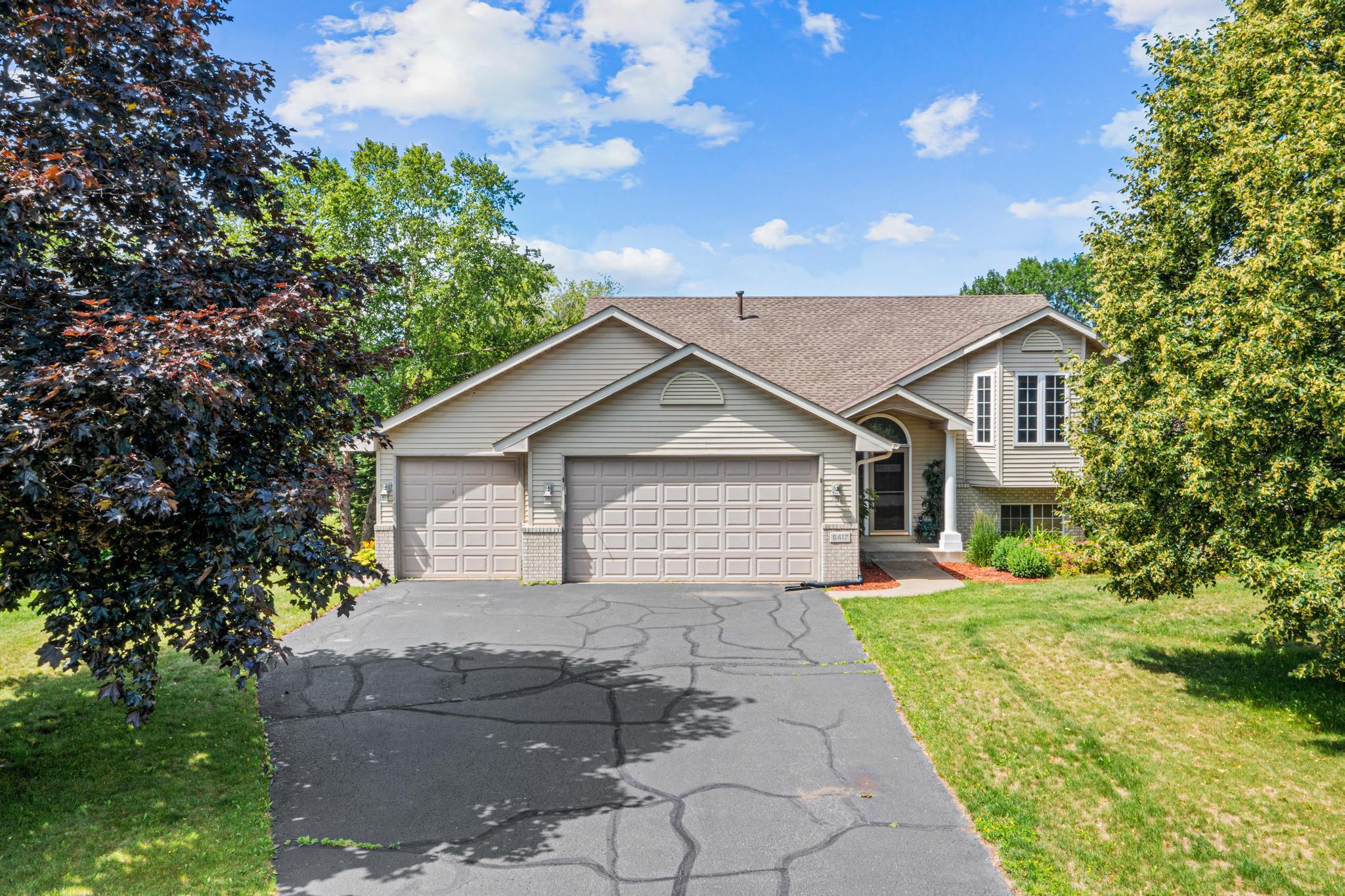 View of Residential at 8417 Ashford Road, Woodbury MN 55125, Woodbury (26 of 30) - Mike Wilen | Minnesota Team Real Estate