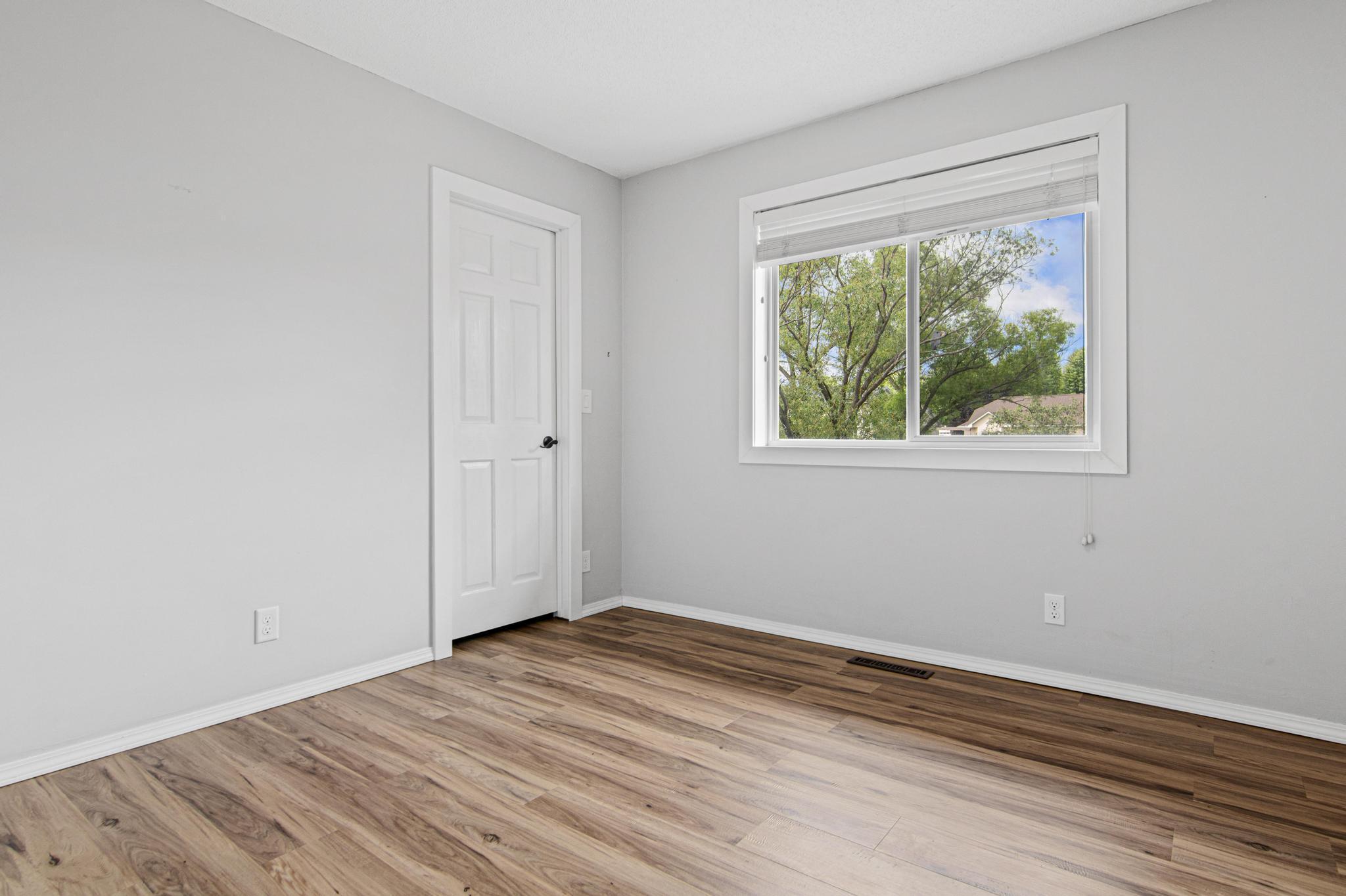View of Residential at 8417 Ashford Road, Woodbury MN 55125, Woodbury (12 of 30) - Mike Wilen | Minnesota Team Real Estate