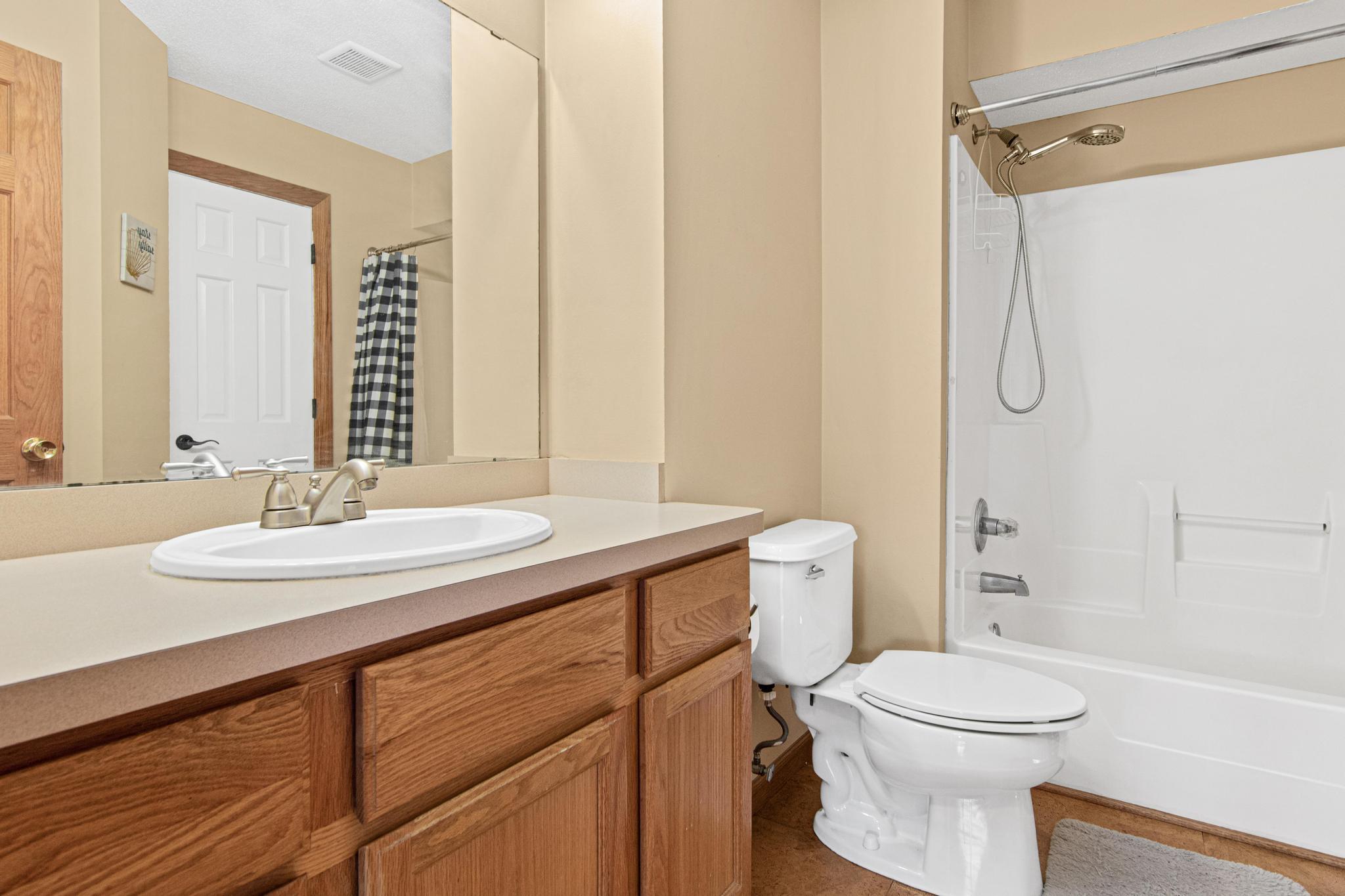 View of Residential at 8417 Ashford Road, Woodbury MN 55125, Woodbury (11 of 30) - Mike Wilen | Minnesota Team Real Estate