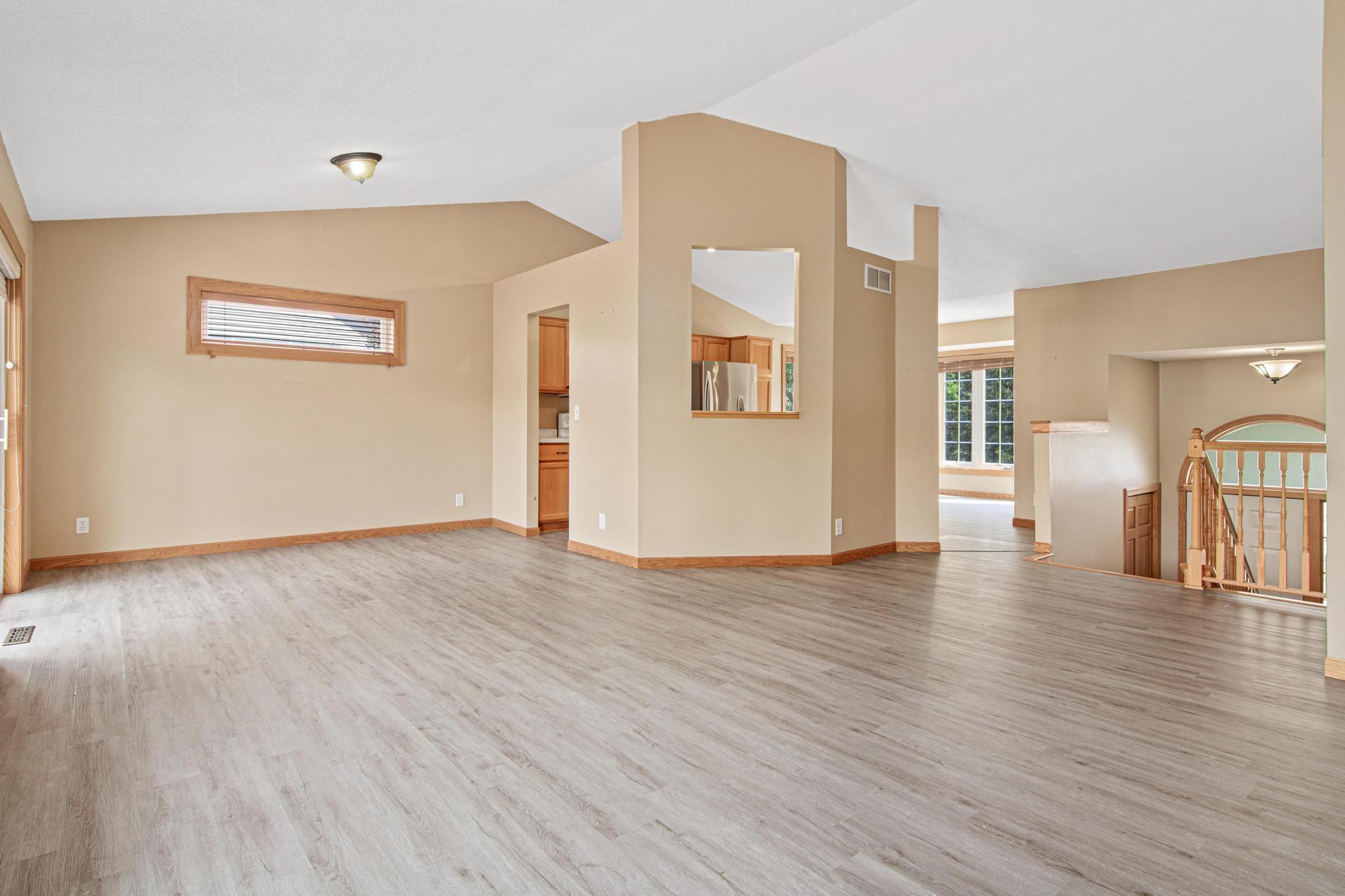 View of Residential at 8417 Ashford Road, Woodbury MN 55125, Woodbury (4 of 30) - Mike Wilen | Minnesota Team Real Estate