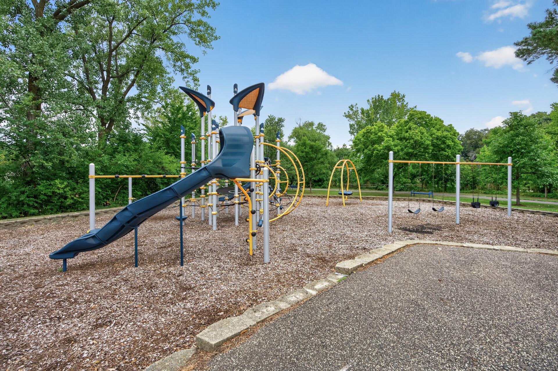 View of Residential at 8715 North Brook Avenue, Brooklyn Park MN 55428, Brooklyn Park (47 of 53) - Mike Wilen | Minnesota Team Real Estate