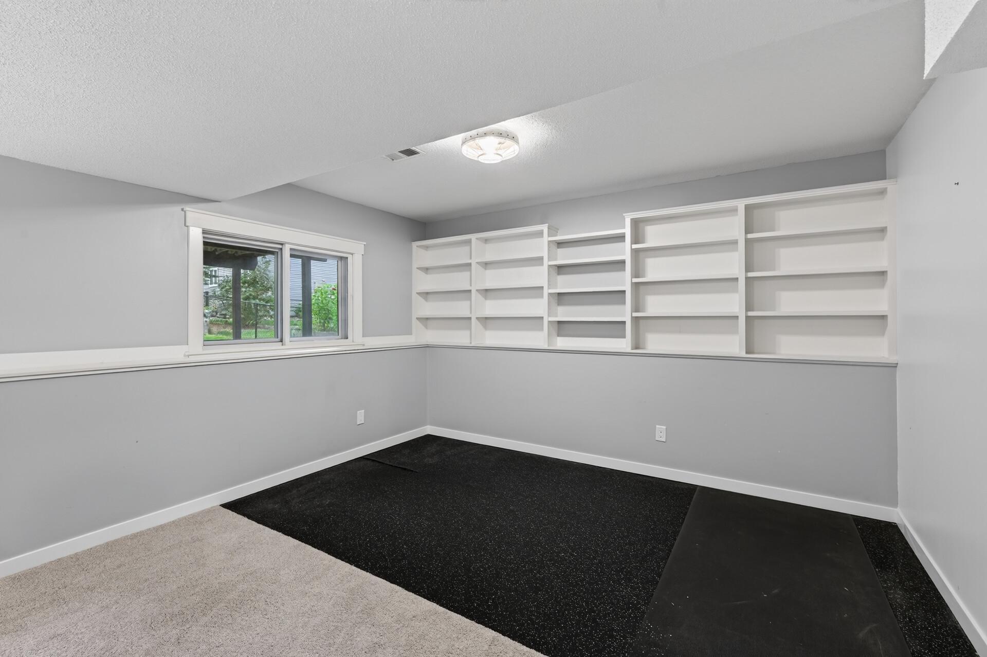 View of Residential at 8715 North Brook Avenue, Brooklyn Park MN 55428, Brooklyn Park (34 of 53) - Mike Wilen | Minnesota Team Real Estate