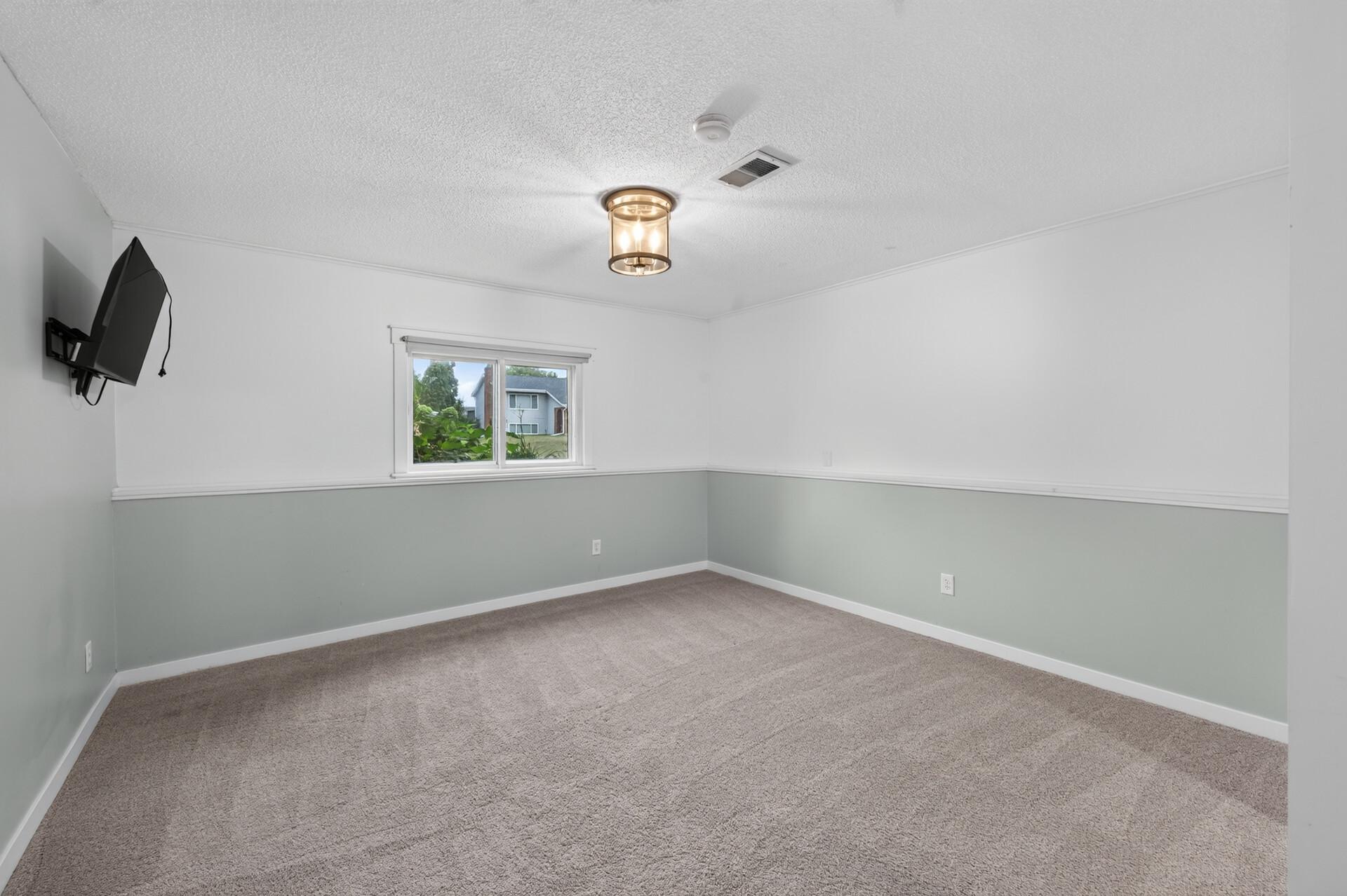 View of Residential at 8715 North Brook Avenue, Brooklyn Park MN 55428, Brooklyn Park (26 of 53) - Mike Wilen | Minnesota Team Real Estate