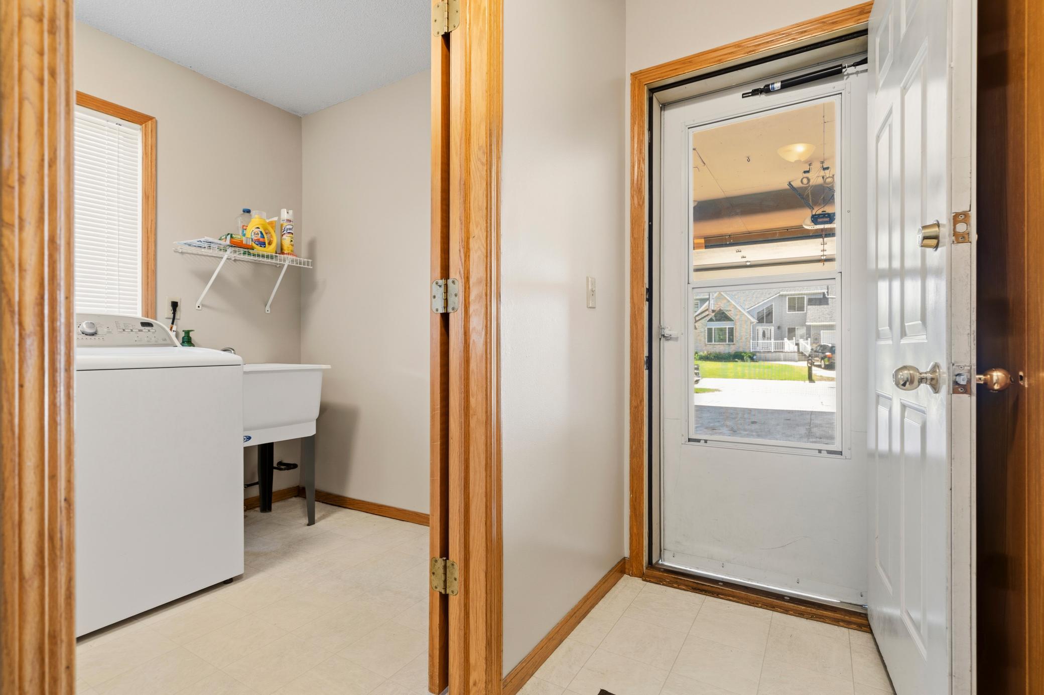 View of Residential at 2537 Southcrest Avenue, Maplewood MN 55119, Maplewood (22 of 46) - Mike Wilen | Minnesota Team Real Estate