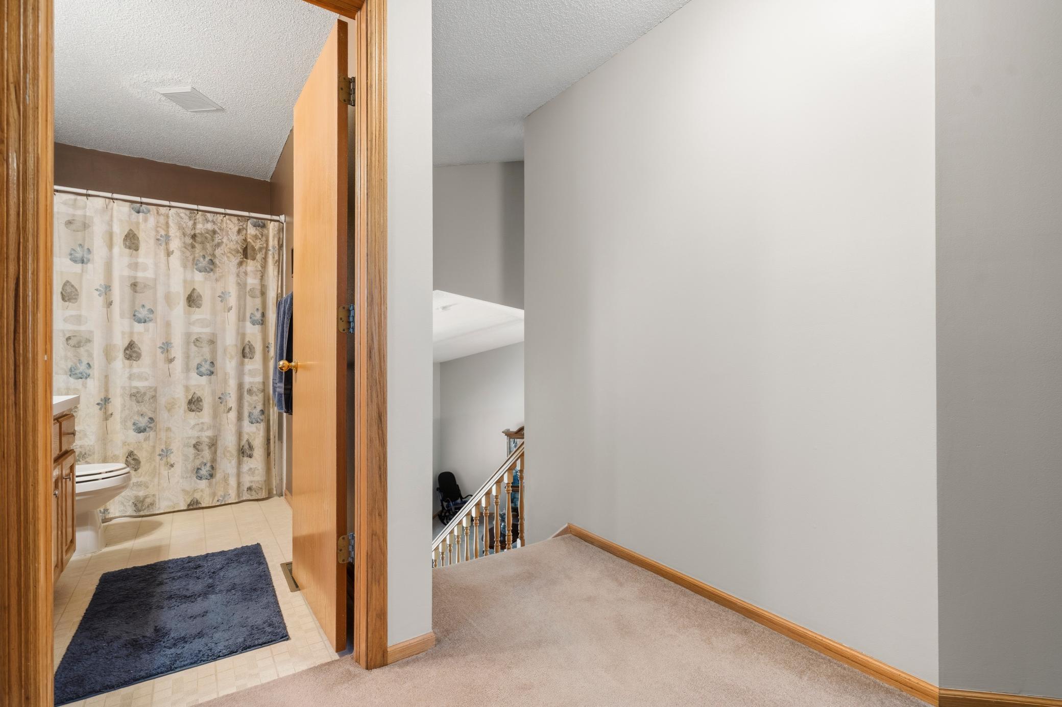 View of Residential at 2537 Southcrest Avenue, Maplewood MN 55119, Maplewood (38 of 46) - Mike Wilen | Minnesota Team Real Estate