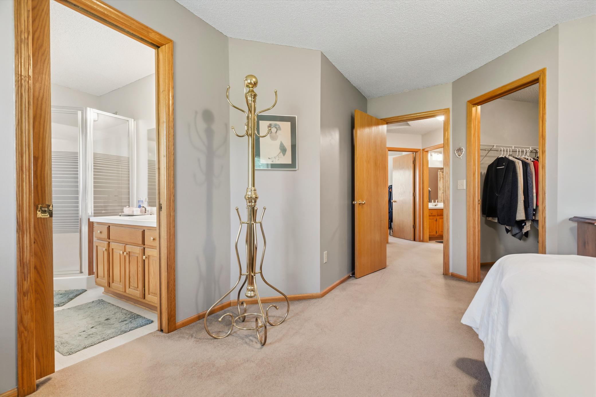 View of Residential at 2537 Southcrest Avenue, Maplewood MN 55119, Maplewood (33 of 46) - Mike Wilen | Minnesota Team Real Estate