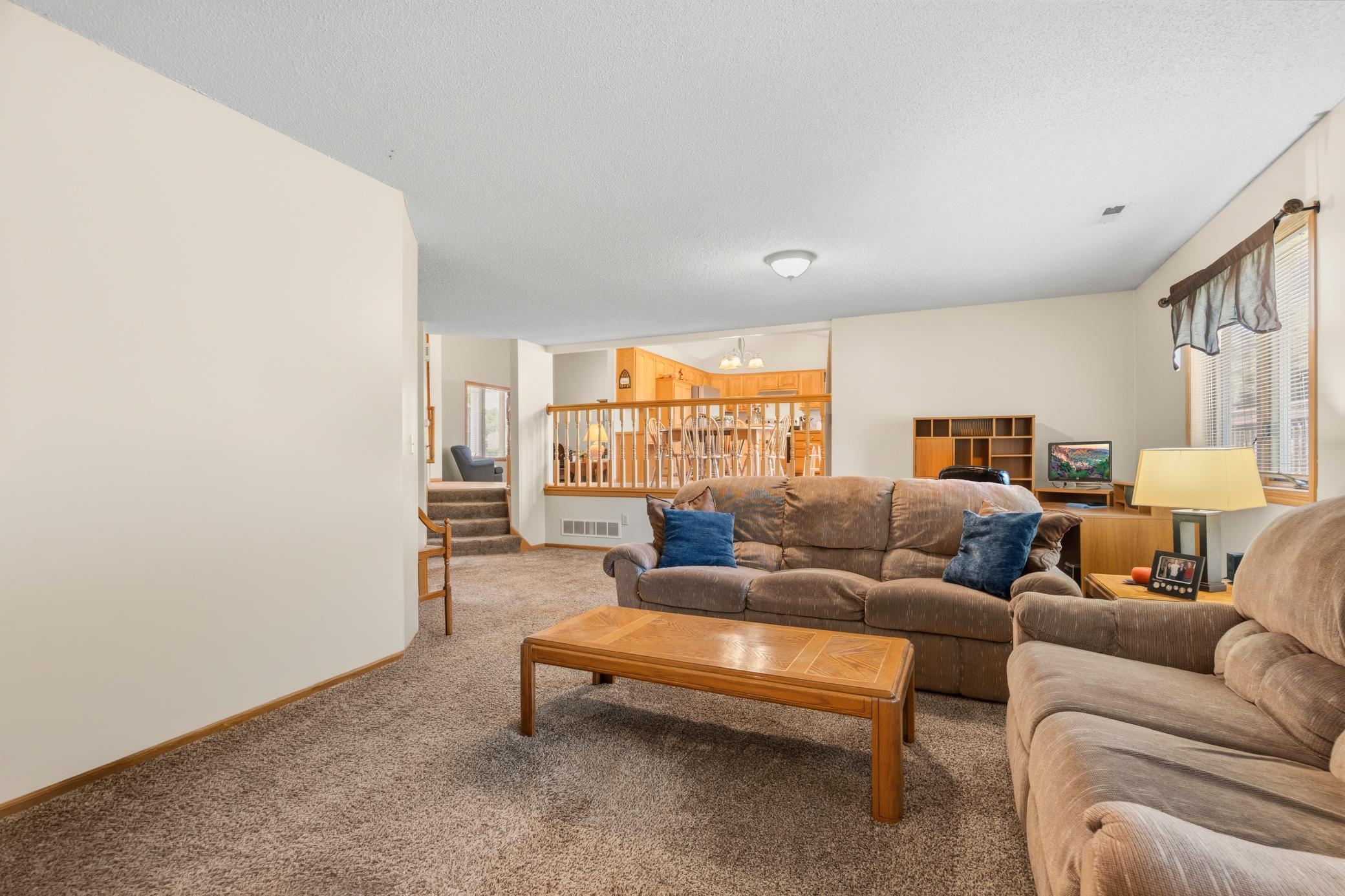 View of Residential at 2537 Southcrest Avenue, Maplewood MN 55119, Maplewood (29 of 46) - Mike Wilen | Minnesota Team Real Estate