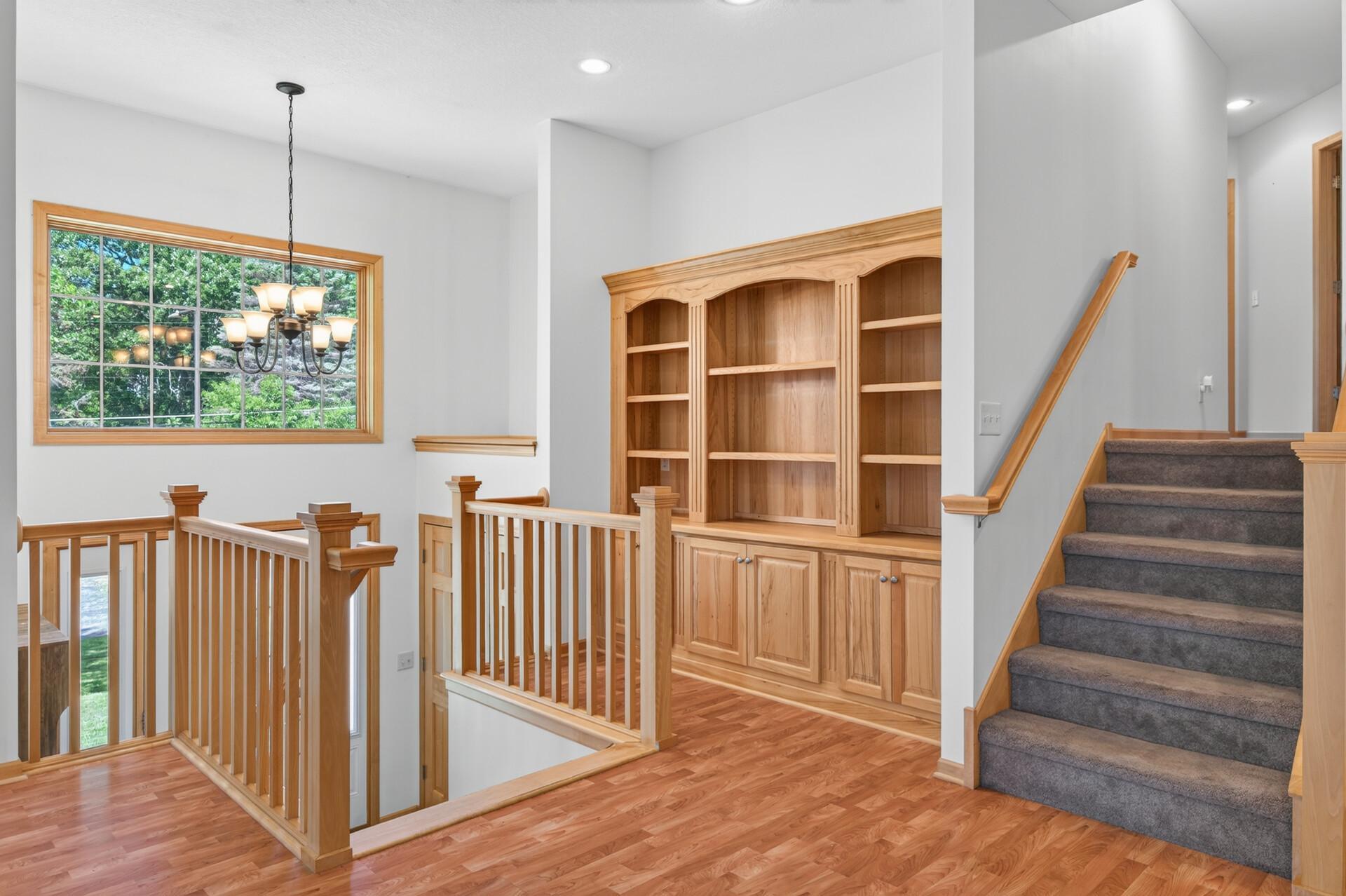View of Residential at 633 Burlington Road, Saint Paul MN 55119, Saint Paul (6 of 78) - Mike Wilen | Minnesota Team Real Estate