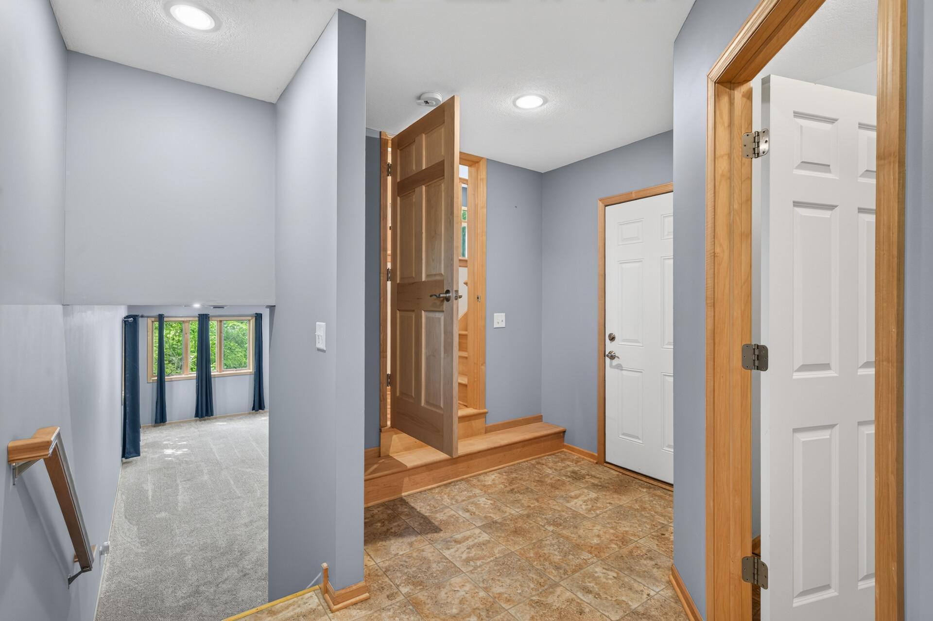 View of Residential at 633 Burlington Road, Saint Paul MN 55119, Saint Paul (40 of 78) - Mike Wilen | Minnesota Team Real Estate