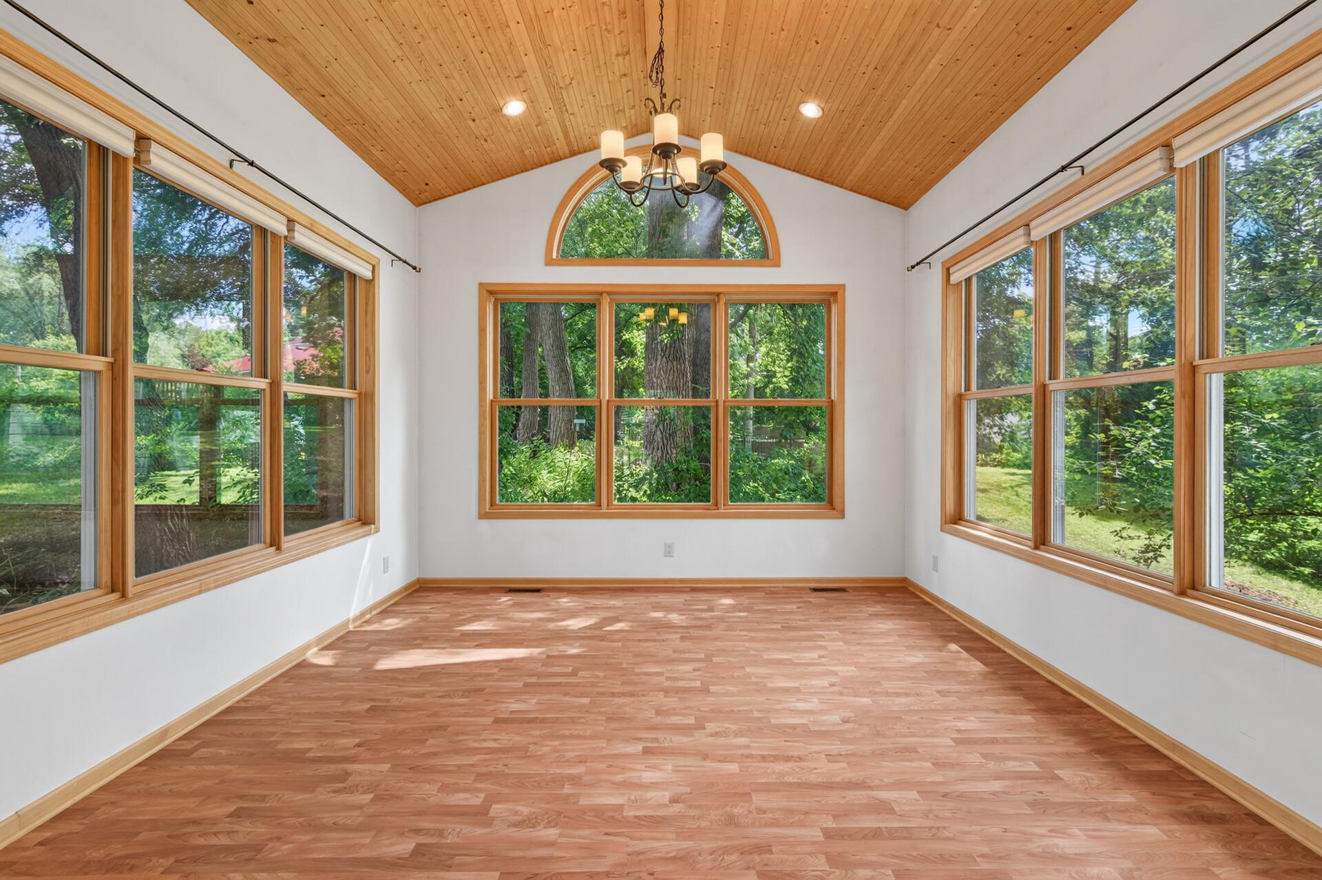 View of Residential at 633 Burlington Road, Saint Paul MN 55119, Saint Paul (24 of 78) - Mike Wilen | Minnesota Team Real Estate