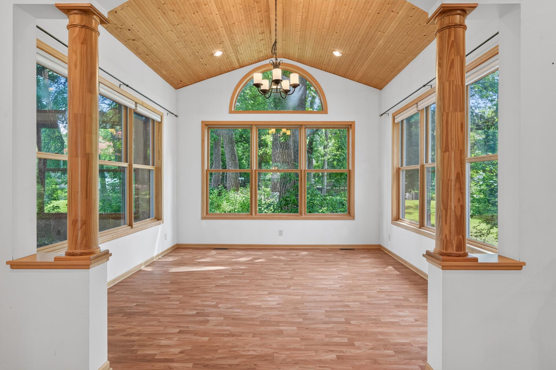 View of Residential at 633 Burlington Road, Saint Paul MN 55119, Saint Paul (22 of 78) - Mike Wilen | Minnesota Team Real Estate