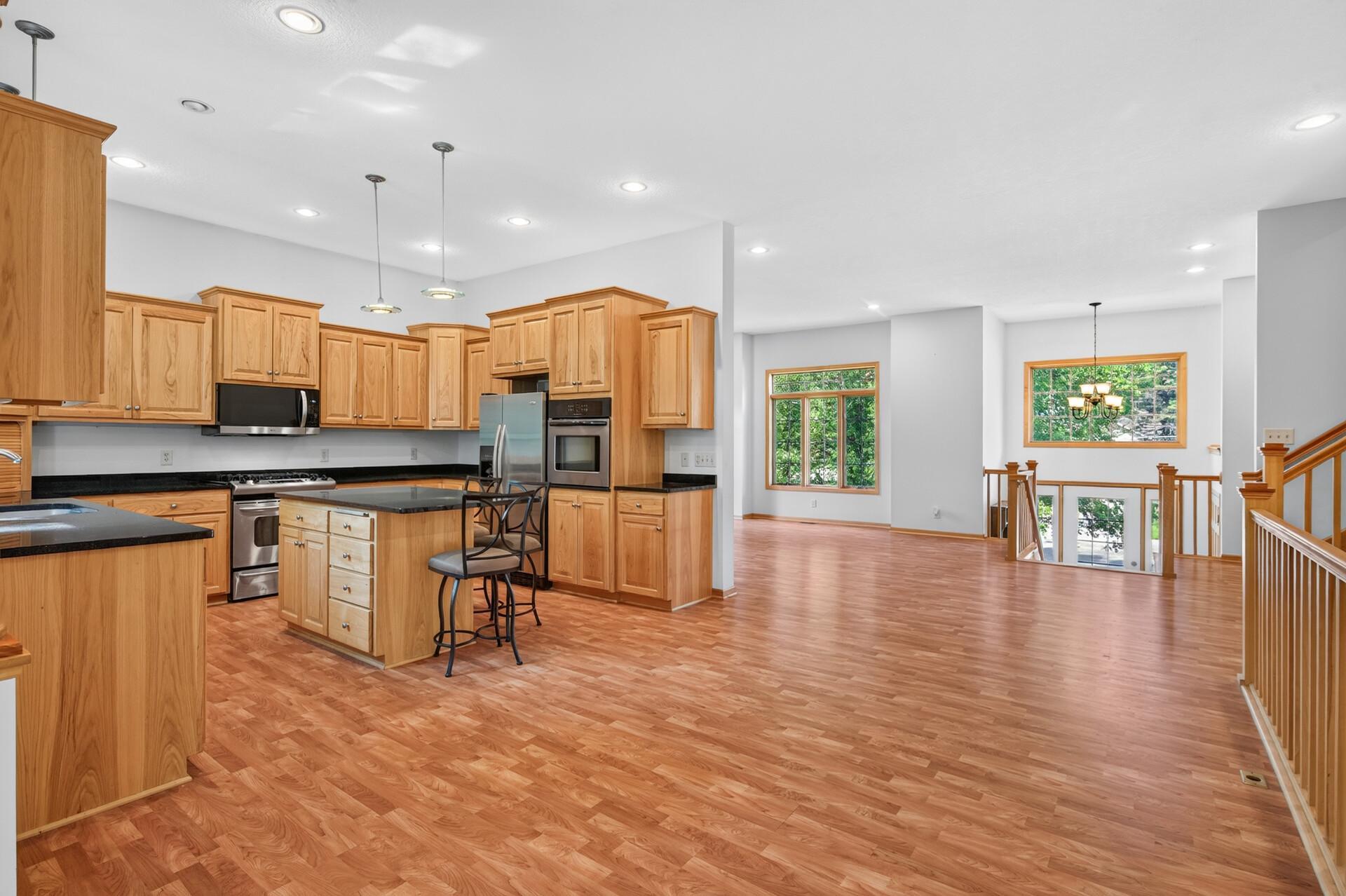View of Residential at 633 Burlington Road, Saint Paul MN 55119, Saint Paul (20 of 78) - Mike Wilen | Minnesota Team Real Estate