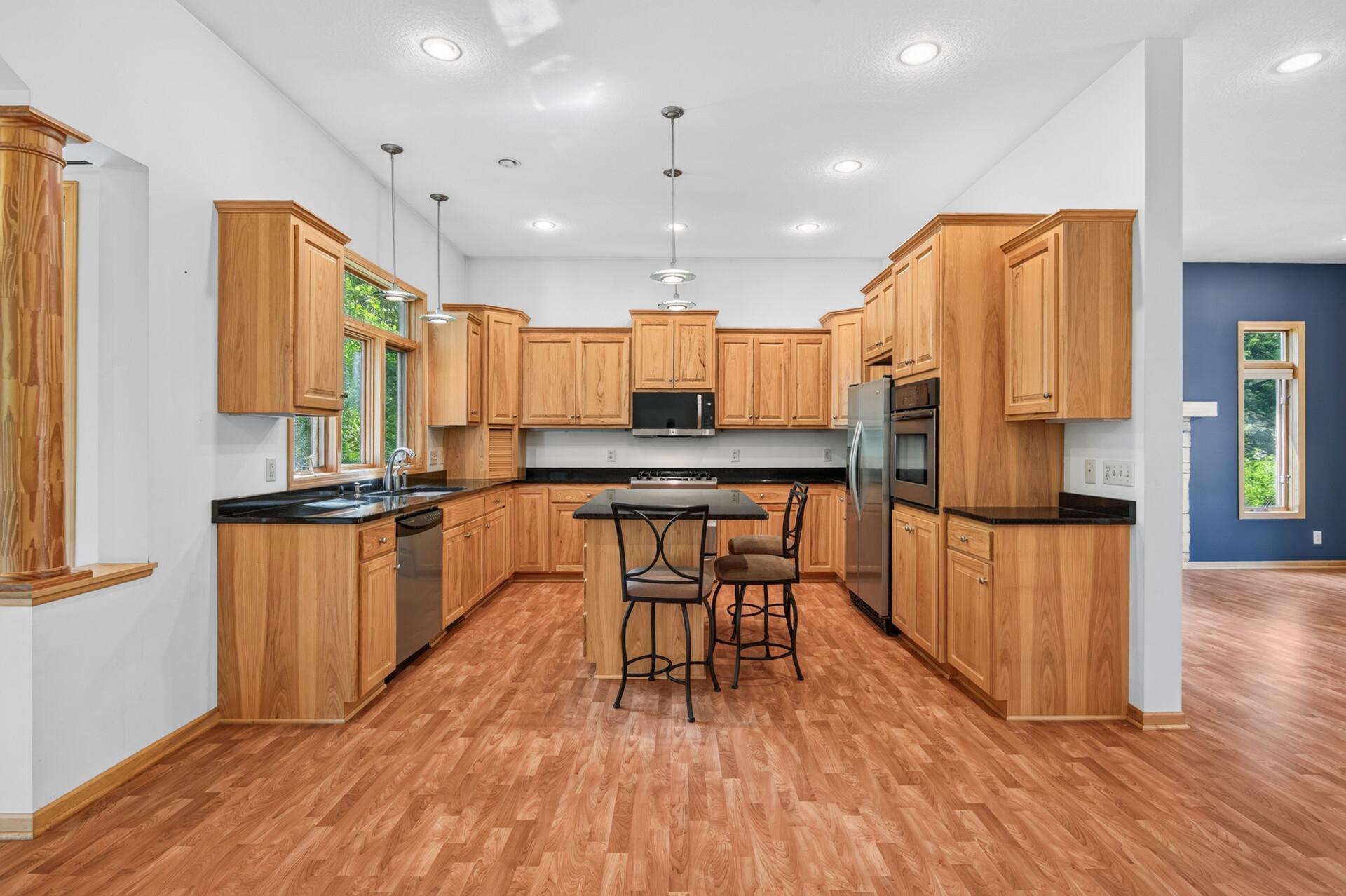 View of Residential at 633 Burlington Road, Saint Paul MN 55119, Saint Paul (17 of 78) - Mike Wilen | Minnesota Team Real Estate