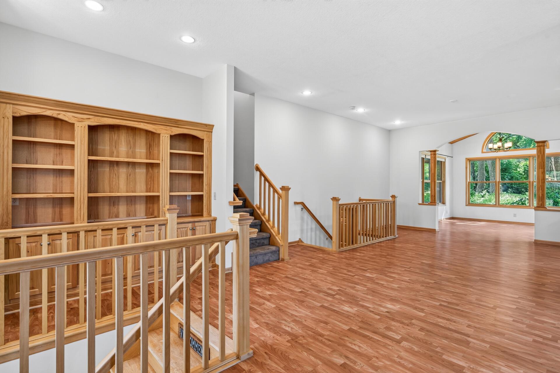 View of Residential at 633 Burlington Road, Saint Paul MN 55119, Saint Paul (12 of 78) - Mike Wilen | Minnesota Team Real Estate