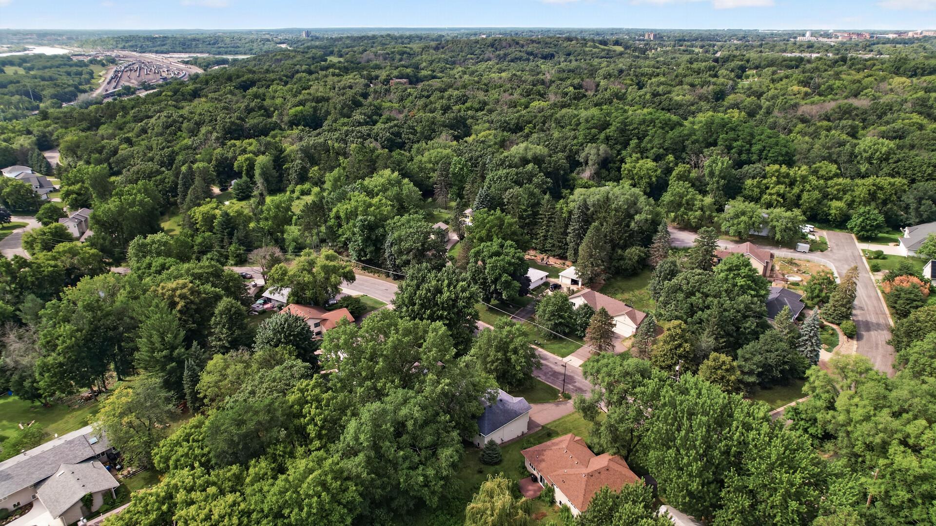 View of Residential at 633 Burlington Road, Saint Paul MN 55119, Saint Paul (64 of 78) - Mike Wilen | Minnesota Team Real Estate