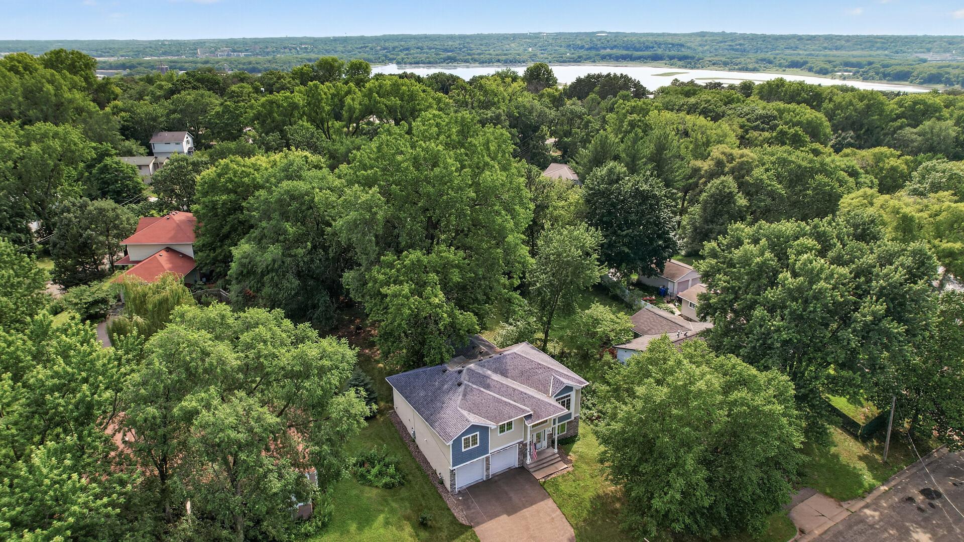 View of Residential at 633 Burlington Road, Saint Paul MN 55119, Saint Paul (60 of 78) - Mike Wilen | Minnesota Team Real Estate