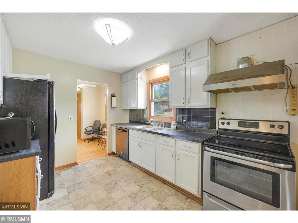 View of Residential at 1066 Beatrice Street, Eagan MN 55121, Eagan (15 of 27) - Mike Wilen | Minnesota Team Real Estate