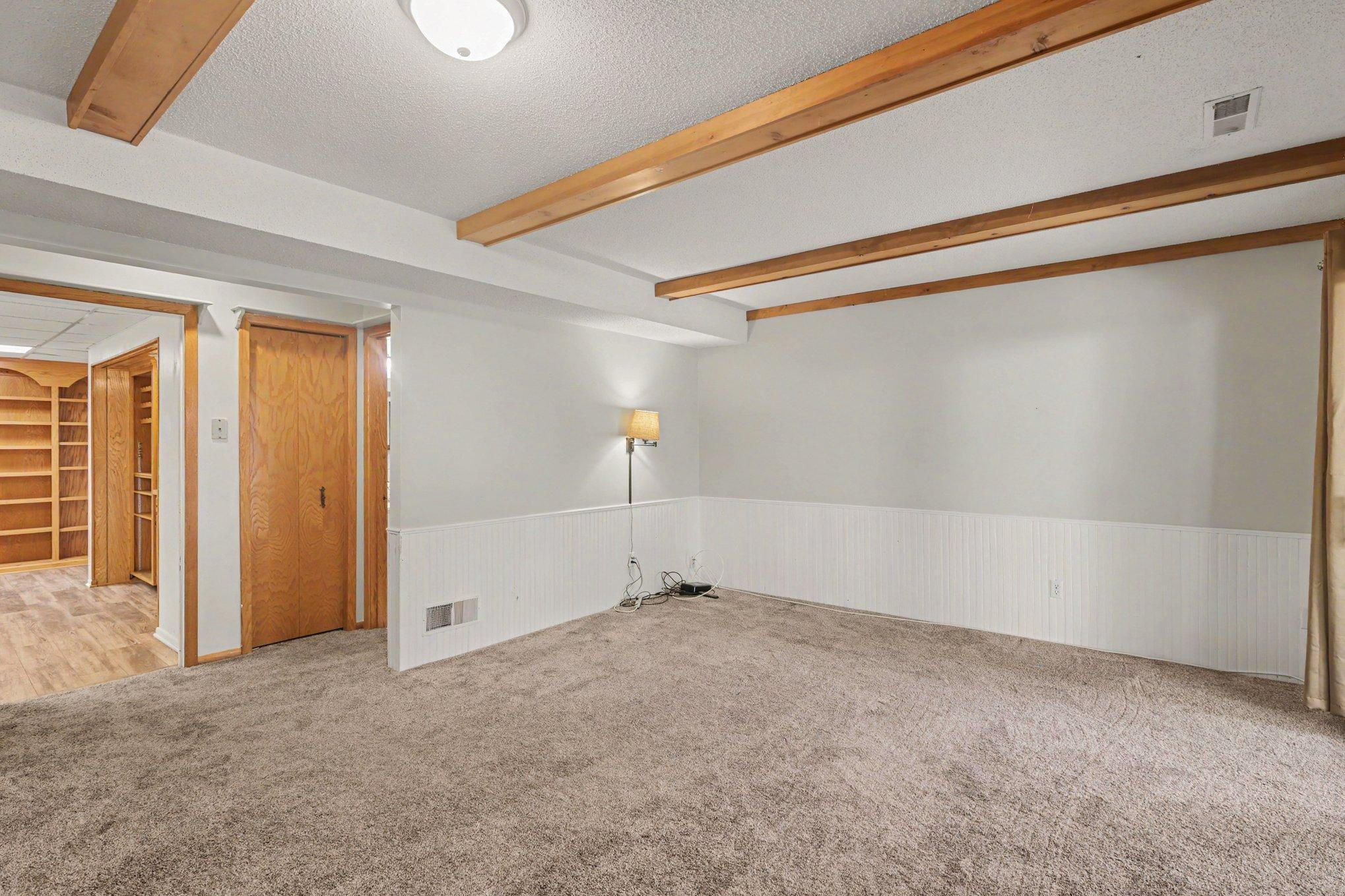 View of Residential at 5626 Innsbruck Court, Fridley MN 55432, Fridley (17 of 25) - Mike Wilen | Minnesota Team Real Estate
