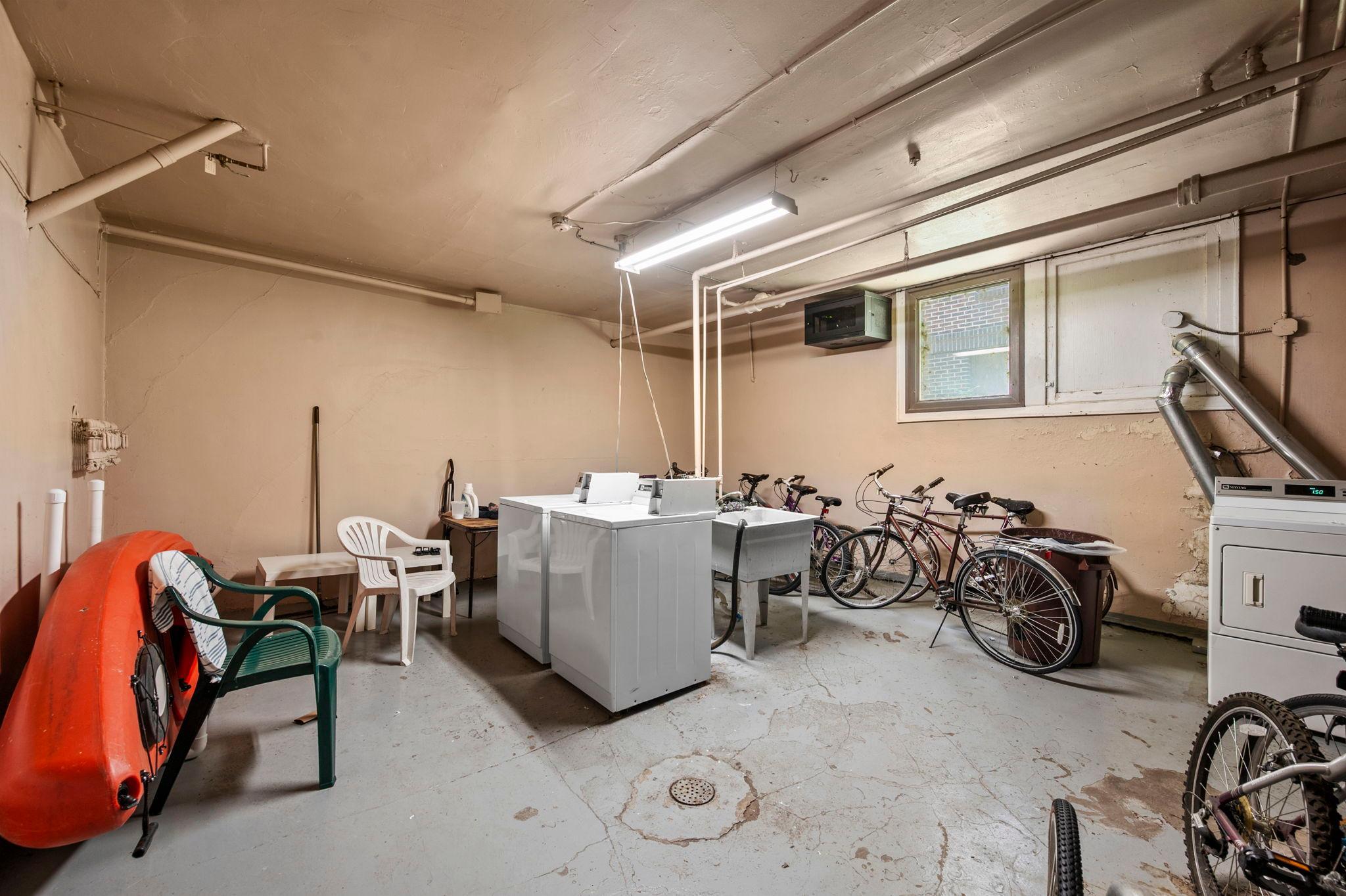 View of Commercial Sale at 2870 & 2876 & 2882 Humboldt Avenue, Minneapolis MN 55408, Minneapolis (60 of 63) - Mike Wilen | Minnesota Team Real Estate