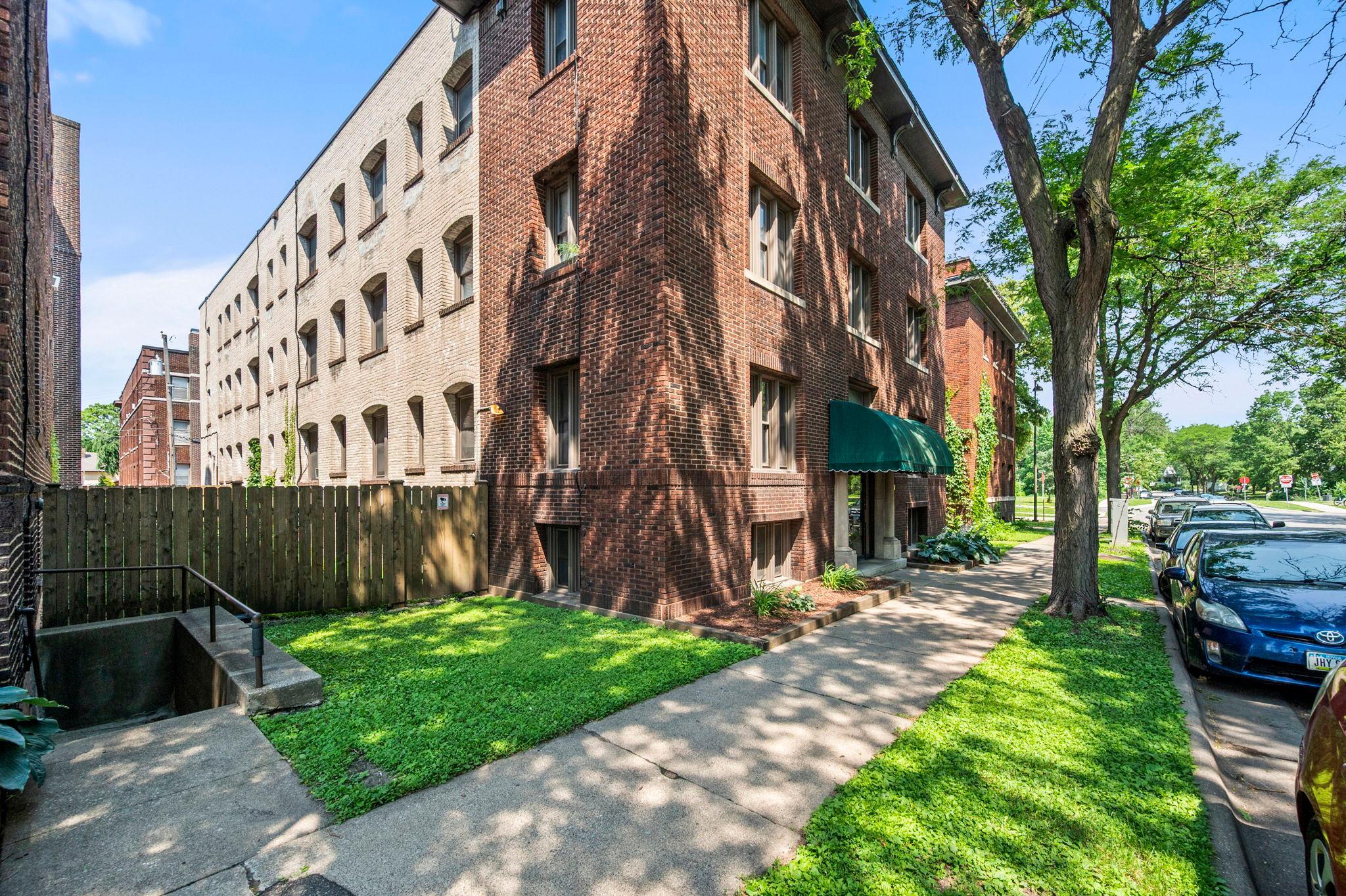 View of Commercial Sale at 2870 & 2876 & 2882 Humboldt Avenue, Minneapolis MN 55408, Minneapolis (16 of 63) - Mike Wilen | Minnesota Team Real Estate