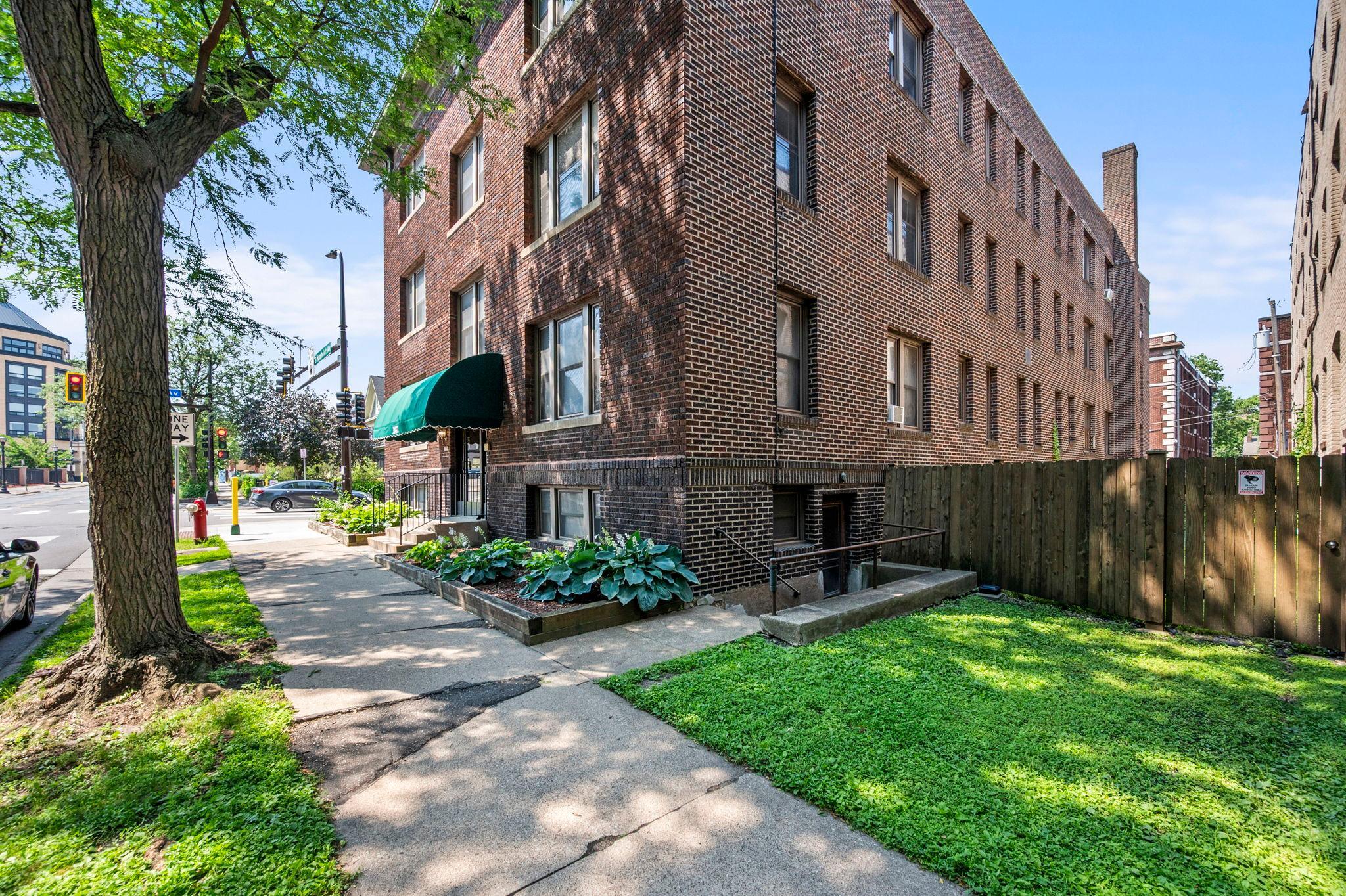 View of Commercial Sale at 2870 & 2876 & 2882 Humboldt Avenue, Minneapolis MN 55408, Minneapolis (12 of 63) - Mike Wilen | Minnesota Team Real Estate