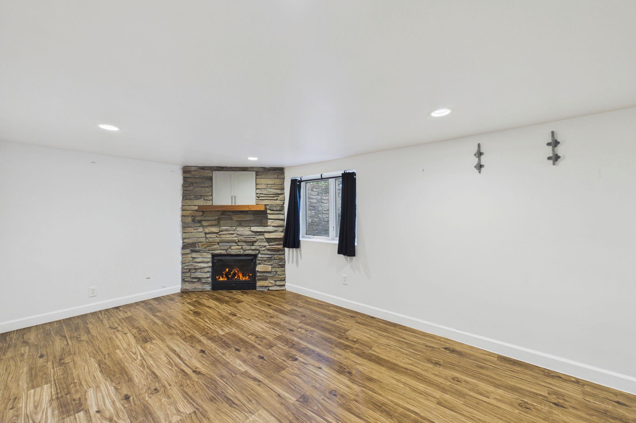 View of Residential at 2562 Fairview Avenue, Roseville MN 55113, Roseville (18 of 60) - Mike Wilen | Minnesota Team Real Estate