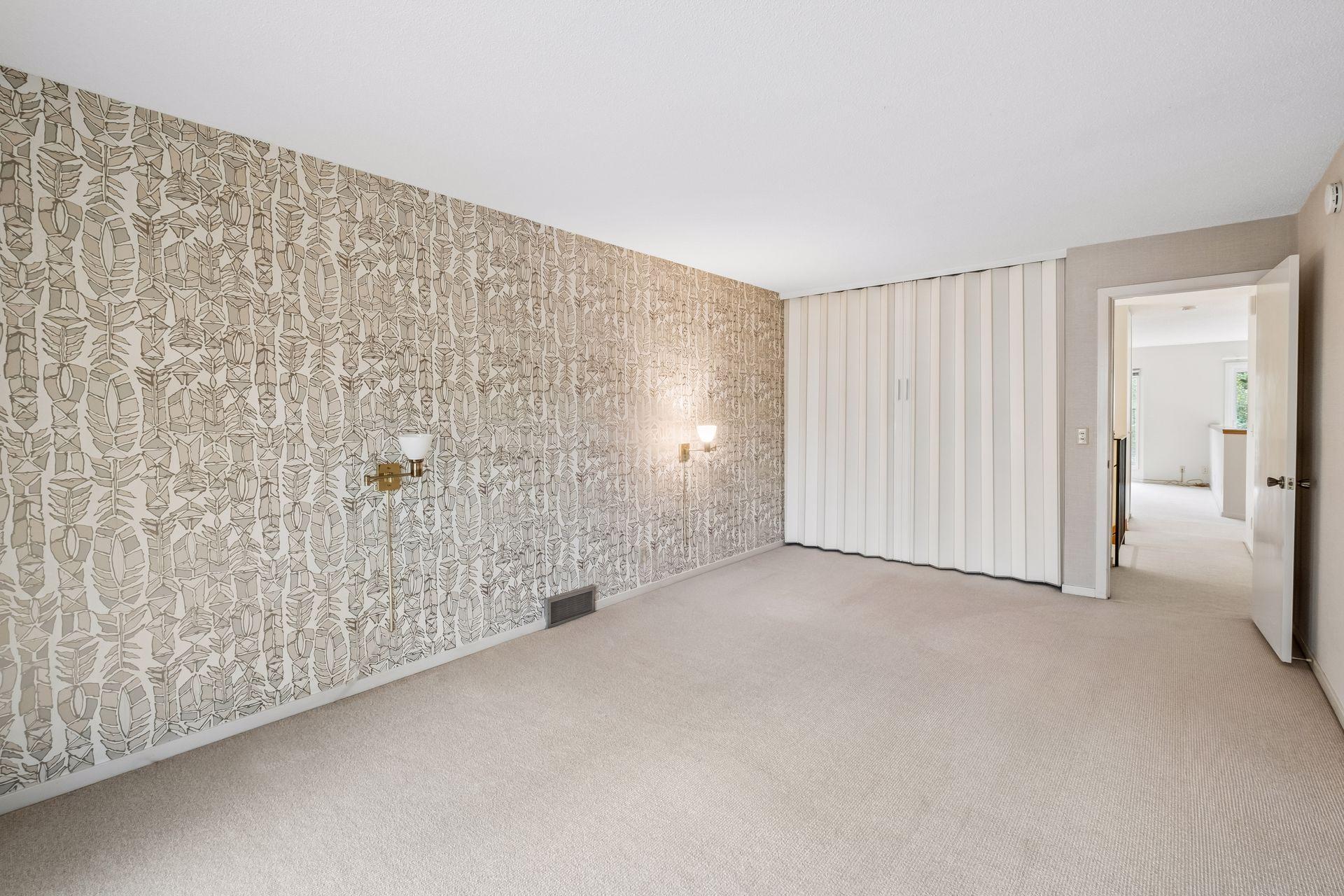 View of Residential at 1926 Dupont Avenue, Minneapolis MN 55403, Minneapolis (13 of 28) - Mike Wilen | Minnesota Team Real Estate